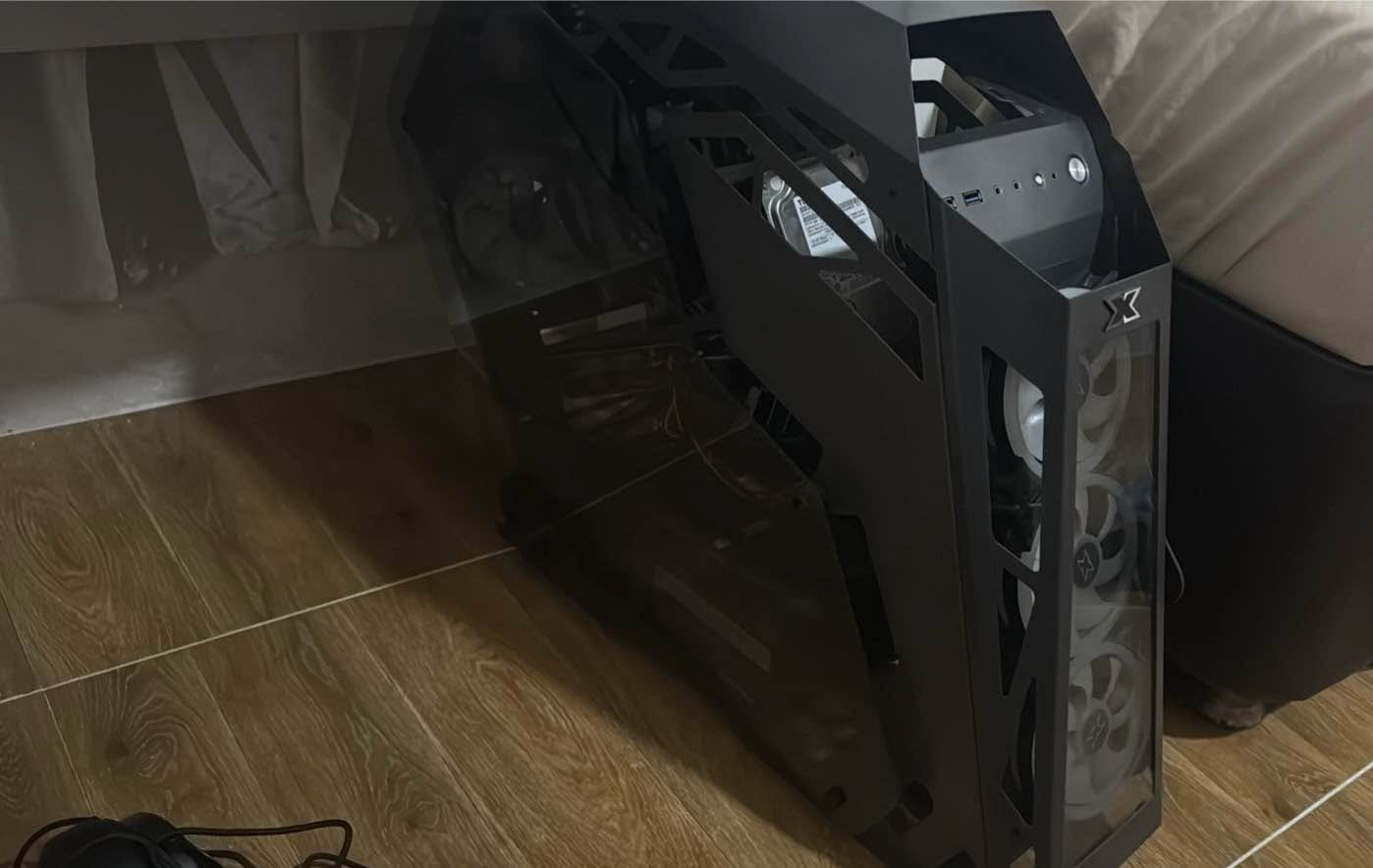 للبيع، 700 دولار.

المواصفات

Cpu: i710700k
Mb: asusrog z490pro
Ram: 2x8 hyper x 3600mhz
Gpu:2070 super msi dual fan
Cooler:nzxt kraken x
Hdd:1tb
Ssd:256gb
Power:thermaltake 650w
Mouse:red dragon king lite wireless
Keyboard:royal kludge brown swtich wirless
Controller:gamesir kalid flux
Moniter:aoc curved 240hz full hd السليمانية, العراق


**إذا كنت صاحب هذا الإعلان وتريد حذفه لأي سبب، رجاءا أرسل رسالة إلى الدعم الفني**