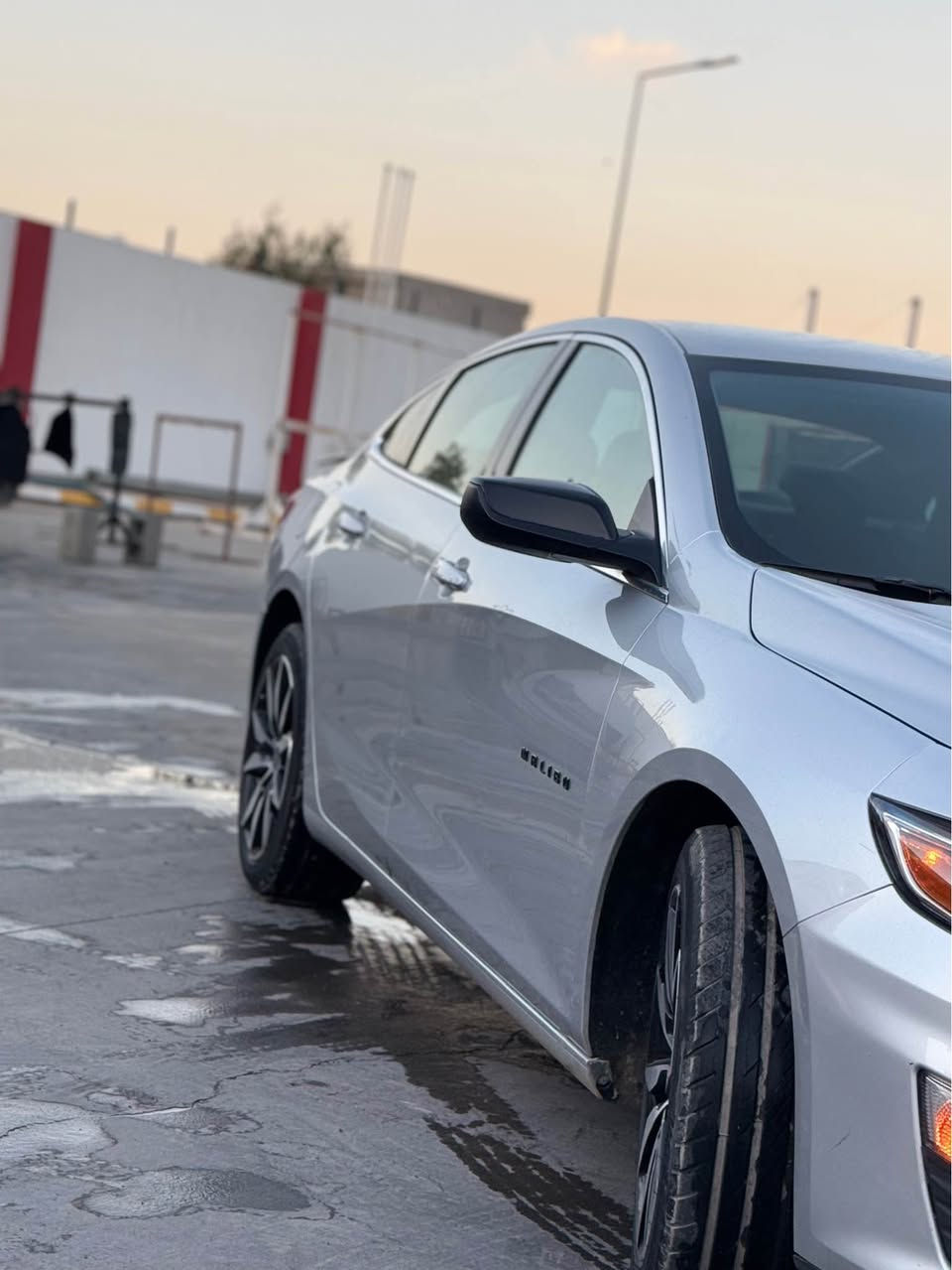 شوفرليت ماليبو2020
سيارةكه زور  جوان و خاوينه 
يةك دينار مةسرفي نييه 
مواسةفات rs  تايه و ويل سپورت و 
قياس گةوره 
شاشه گةوره 
كوشن كارباي
اوتو ستوب 
كار پلةي
زينون 
گير و مةكينه بةشةرت نةكرانةوه نةسةرف 
نة بوخاري نييه 
مةكينة ١٥ توربو مرغوب 
تةنها ٣ بارچةي كليري امريكايه 
بي دةعم بي كوران بيلادي خويةتي 
نرخي 109مةجاليكي برايانةي تيدايه 
***********
*********** كركوك, العراق
