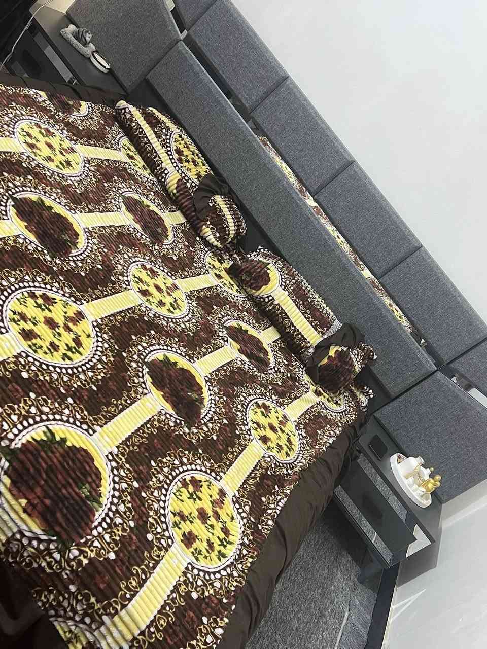 غرفه نوم تركيه خشبmdf  5 قطع وكنتور 6 ابواب نضافه 100‎%‎ مصارلهه شهر ورجاءا لحد يكسر بسعرهه لان توازيت وراح ابيعهه👍🩷


**إذا كنت صاحب هذا الإعلان وتريد حذفه لأي سبب، رجاءا أرسل رسالة إلى الدعم الفني**