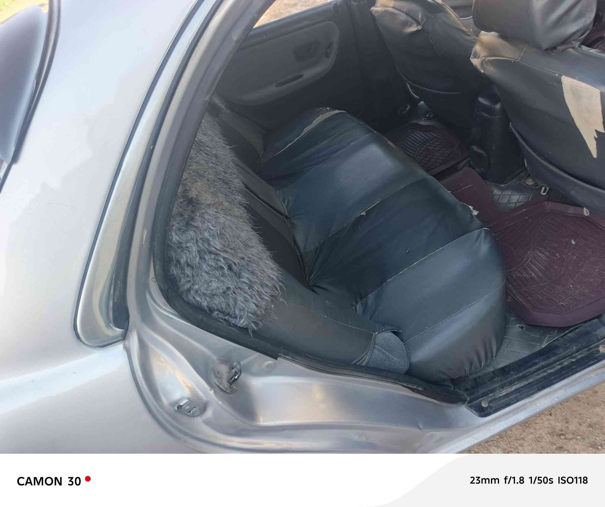 سوناتا تو موديل 1996 ديالى رقم دولي مكينه وكير كفاله  كير عادي صدر امامي وخلفي جديد سنويه ٢٠٢٩  جاهزه من كلشيي
سعر 43 بيهه مجال قليل
مكان ديالى كنعان هاتف ‏‪***********‬‏
