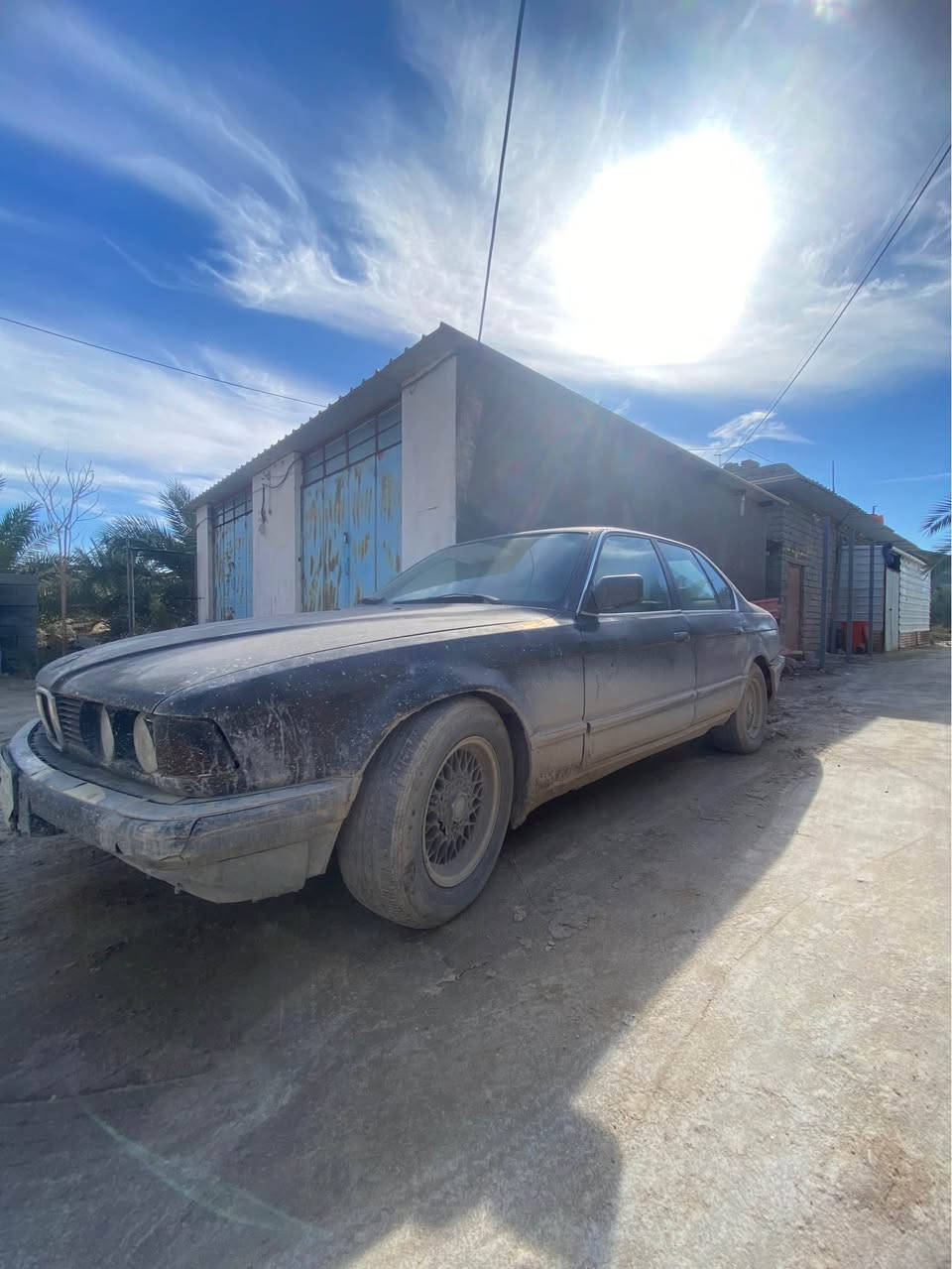 السلام عليكم اخوان BMW 730
سيارة بيها مكينة وكير 3000vvti
الگير گايم ،تبريد شغال ونعمة من الله بس هسه من اجه الشته وكف الفان
سنوية منتهية 2019 رقم بصرة أ شرط التحويل
مكان السيارة قضاء المدينة 
رايدها ب24 مجال بسيط
اخوان السيارة عليها نصبة حلوة وبديها يرادله بس صبغ شوية جارد والسيارة واكفة صارلها شهرين 
دواخلها بيجي على عسلي بلاد ما مبدل غرفة 
غرفتها حلوة مثل الصور
اتصال او واتساب وتدلل *********** المدينة, البصرة
