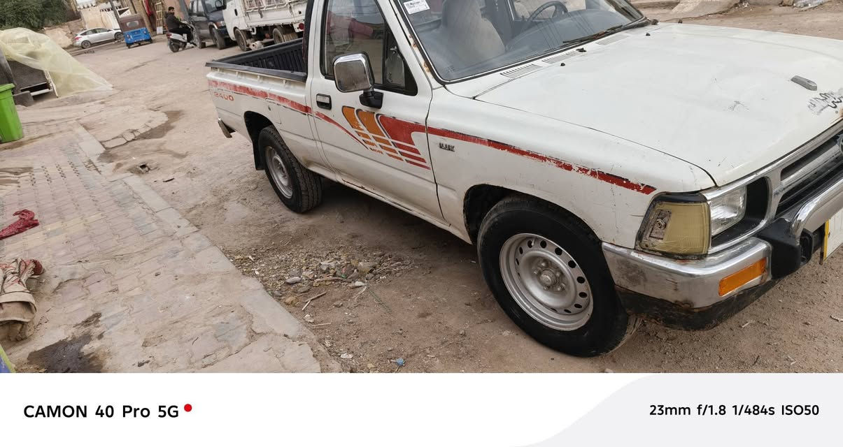 بيكم تيوتا  موديل 95 بلاديه رقم قادسيه تخم تاير   مكينه كروسيده  مكفوله محرك كير أحسن شاصي  سياره حلو ونضيف 
 مكان السياره العمارة السعر ٥٥ للاستفسار ***********
