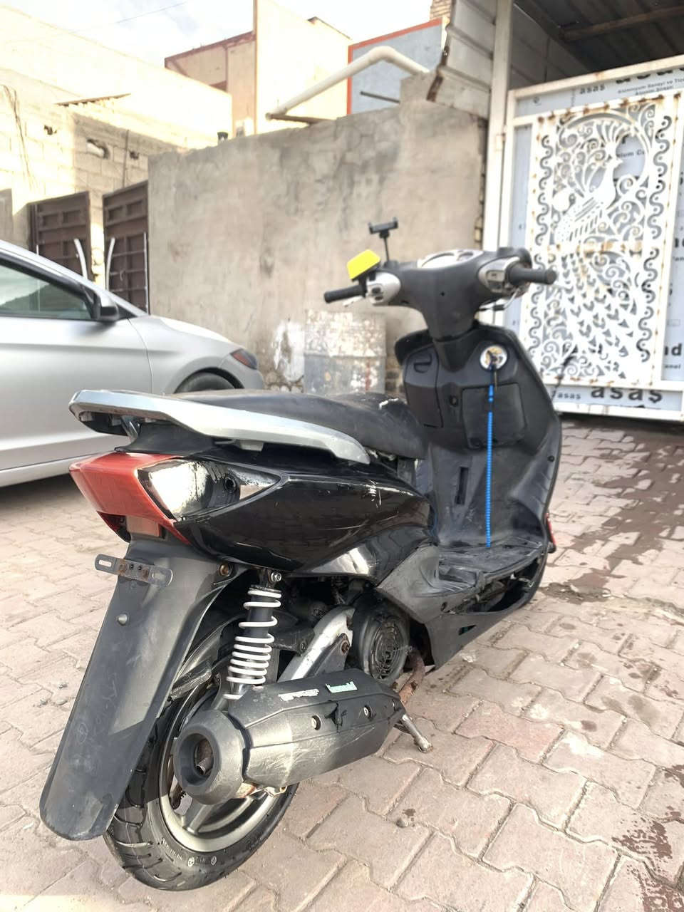 سلام عليكم سكنس نثيه ياباني الدراجه حلوه وبلاديه يردلها كلجات  وترتيب كهربايات  كدام عينك نضيفه تمشي الدراجه 
تشغل هندر سلف موجود بس يحتاج باتري السعر 350وبيها مجال .    ملاحضه ما متواجد خاص  بس رقم 

العنوان بغداد الحسينية مل رشديه 
***********
