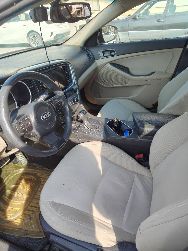 لببيع كيا اوبتيما 2015 وارد امريكي بيها تلث قطع صبغ جاملغ خلفي وبابين السعر 110 
*********** كربلاء, العراق
