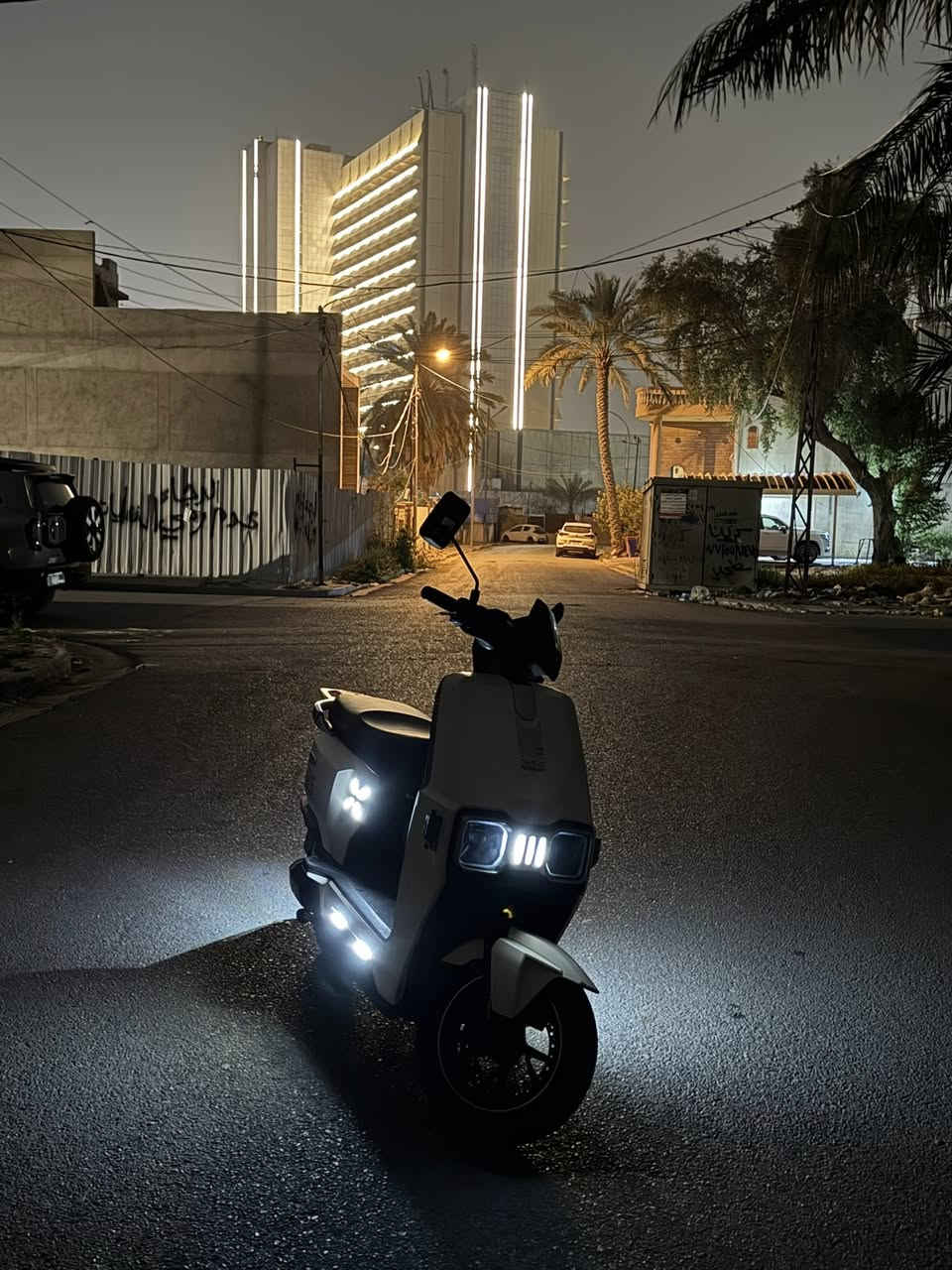 السلام عليكم للبيع فقط بدون مراوس 
دراجه TAILG
بدون ضربه
لايتات زينون
كفرات بلاديه 
بطاريات عدد ٦ مسطره 
اشتريتها شهر 12 بعدها جديده 
بريكات دسك دهن 
السعر 845 وبيها مجال
العنوان بغداد
للاتصال ***********.
مكان :بغداد
