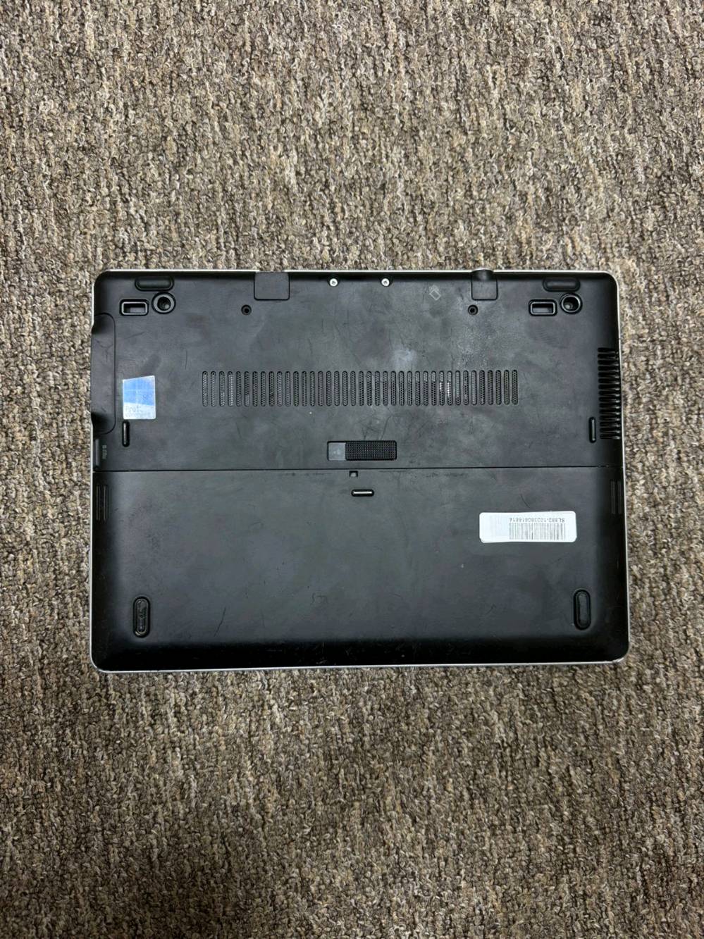 لابتوب hp core i7
شاشه لمس و تنقلب إلى ايباد
مناسب للدراسه و التصفح و الألعاب المتوسطه و الخفيفه
