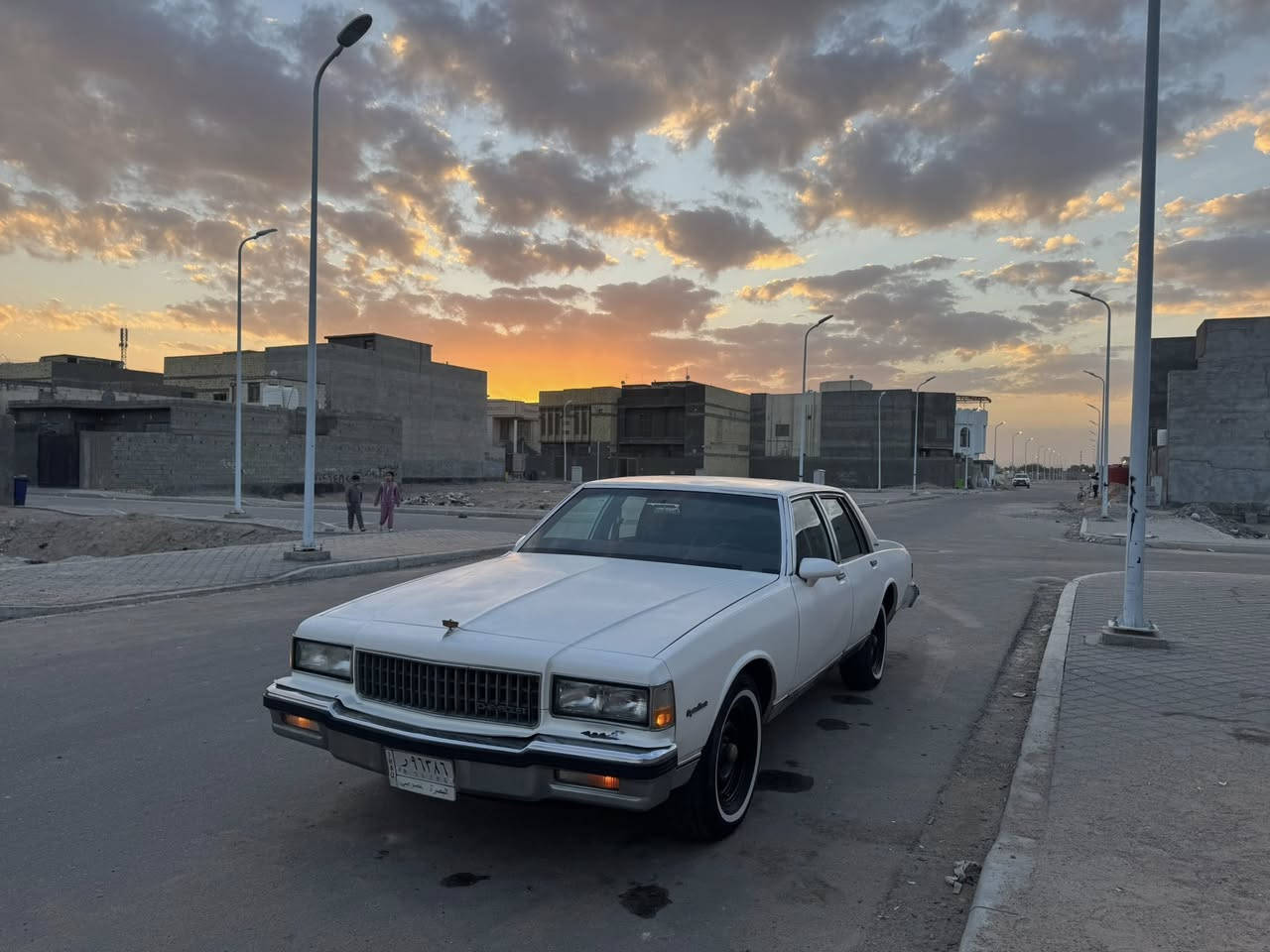 كابرس للبيع 87
مكينة 305 
كير 200 
سعر 38 ورقة
*********** 
واتساب فقط.
