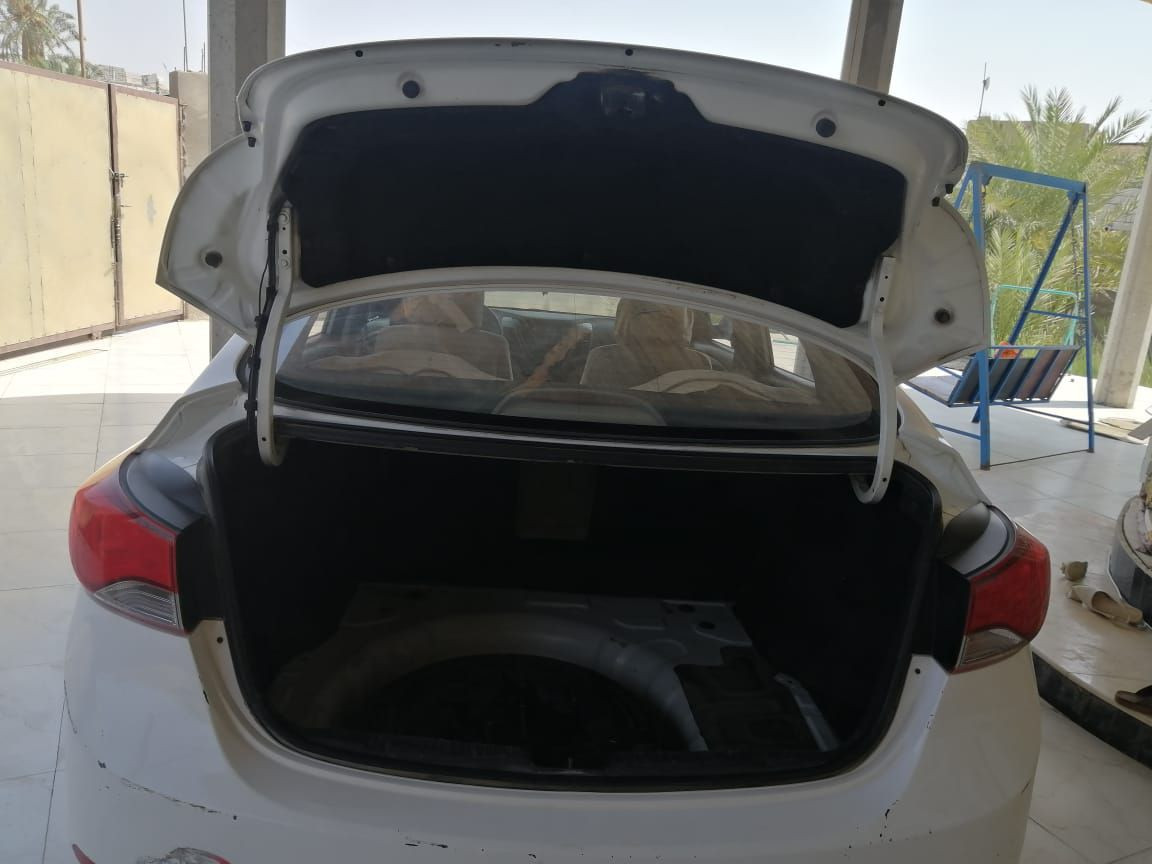 السلام عليكم،، النترا موديل2014 سياره جديده مكينه 1600 سنويه مجدده تحويل ثاني يوم تخم تاير سياره خير من الله مال بيت السعر 112وبيهه مجال بصره قضاء المدينه ***********
