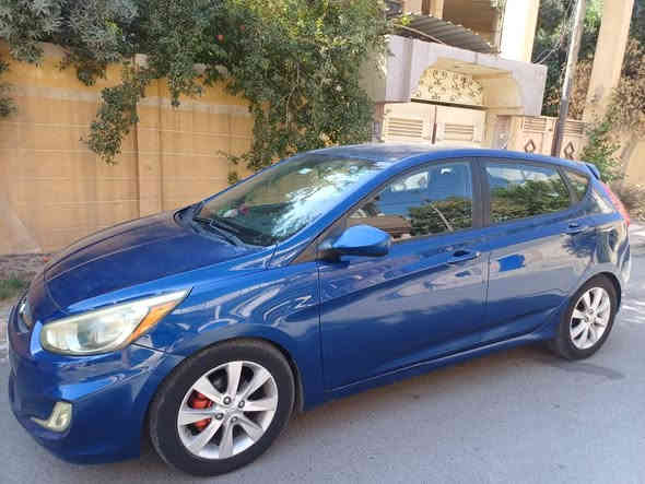 اكسنت ٢٠١٧ 
محرك ١٦
ماشية ٧٧٥٠٠ ميل
ضررها جزء من الجاملغ الخلفي وجزء من الجنطة(جهة اليسار)
وبيها شخط في الباب الخلفي اليمين ومعدل ومصبوغ فقط
محرك وكير بحالة ممتازة 
التكييف بحالة ممتازة
سعرها ٩٥ ورقة
موصل
*********** موصل
