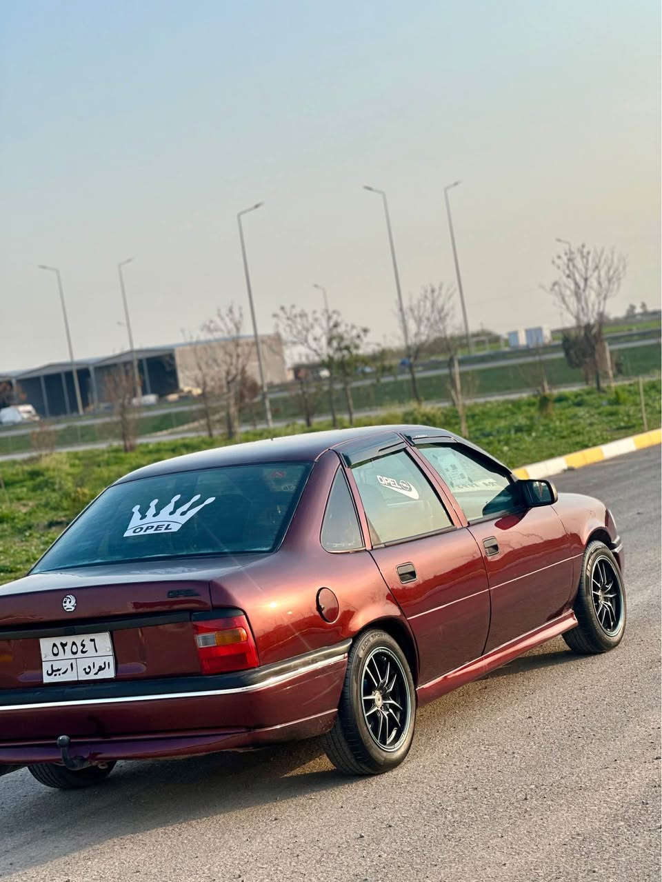 لەهەولیرم 
*********** 
مۆدیل ٩٣ مەکینە ١٨ 
بۆیاغ عامە لەسەر ساغی 
بی لیدان و بی مەسرەفە بەناوی خۆمە أربيل, العراق
