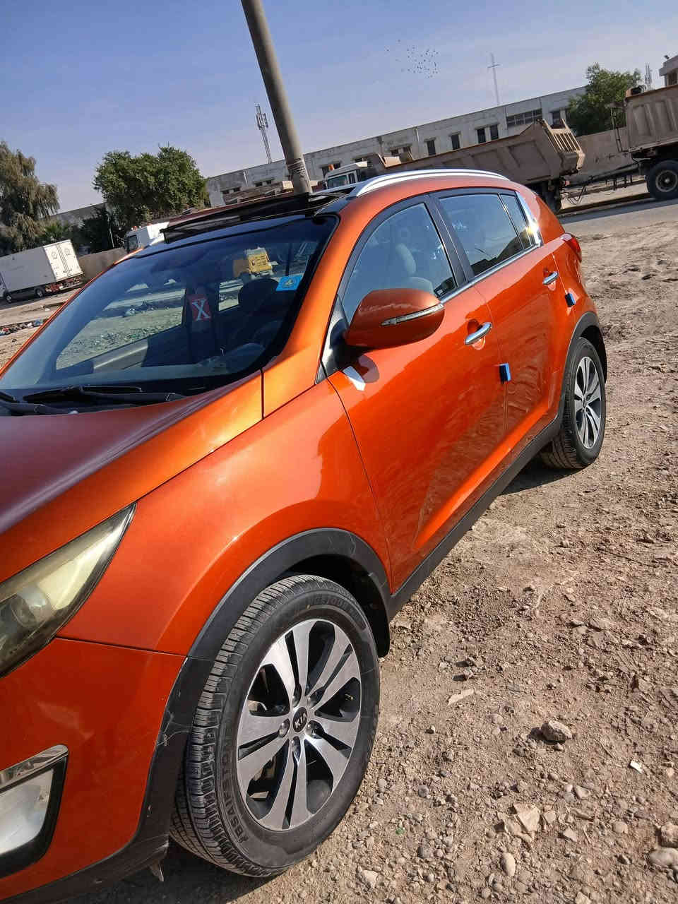 السلام عليكم
للبيع كيا سبورتج ٢٠١٤ خليجي بانوراما فتحة سلايد روف 
تخم تاير ضرر الجاملخ صفحة السائق فقط 
باسمي السيارة السعر ١٤٧ ورقة وبيها مجال باقي التفاصيل بالسونار
***********
***********
