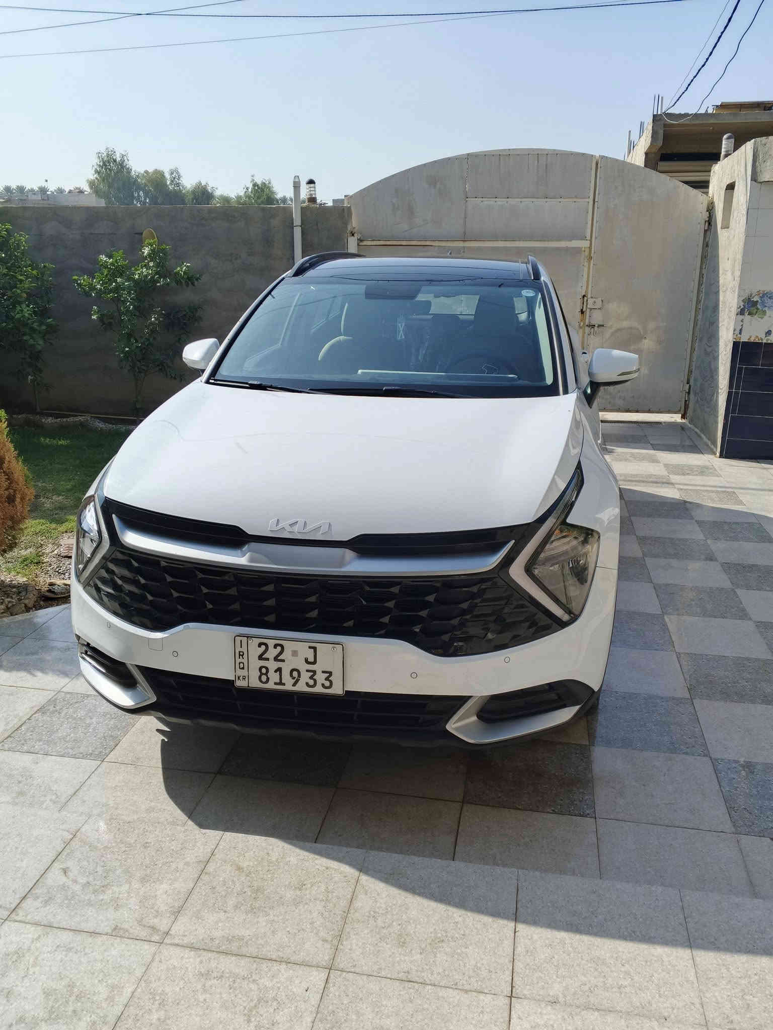 السلام عليكم للبيع سبورتج موديل 2024 ماشيه 30 الف
فول السياره رقم اربيل تحويل مباشر مكفولة كفالة عامة
المواصفات :
بنورما السياره 
كراسي كهرباء 
شاشه ديجتال 
جنطه كهرباء 
اوتو هولد
لد امامي LED
هندبريك دكمه  
السياره كلهة على وضع الشركه سونرهة مرفق مع الصور 
***********
السعر 235 بيهة مجال
