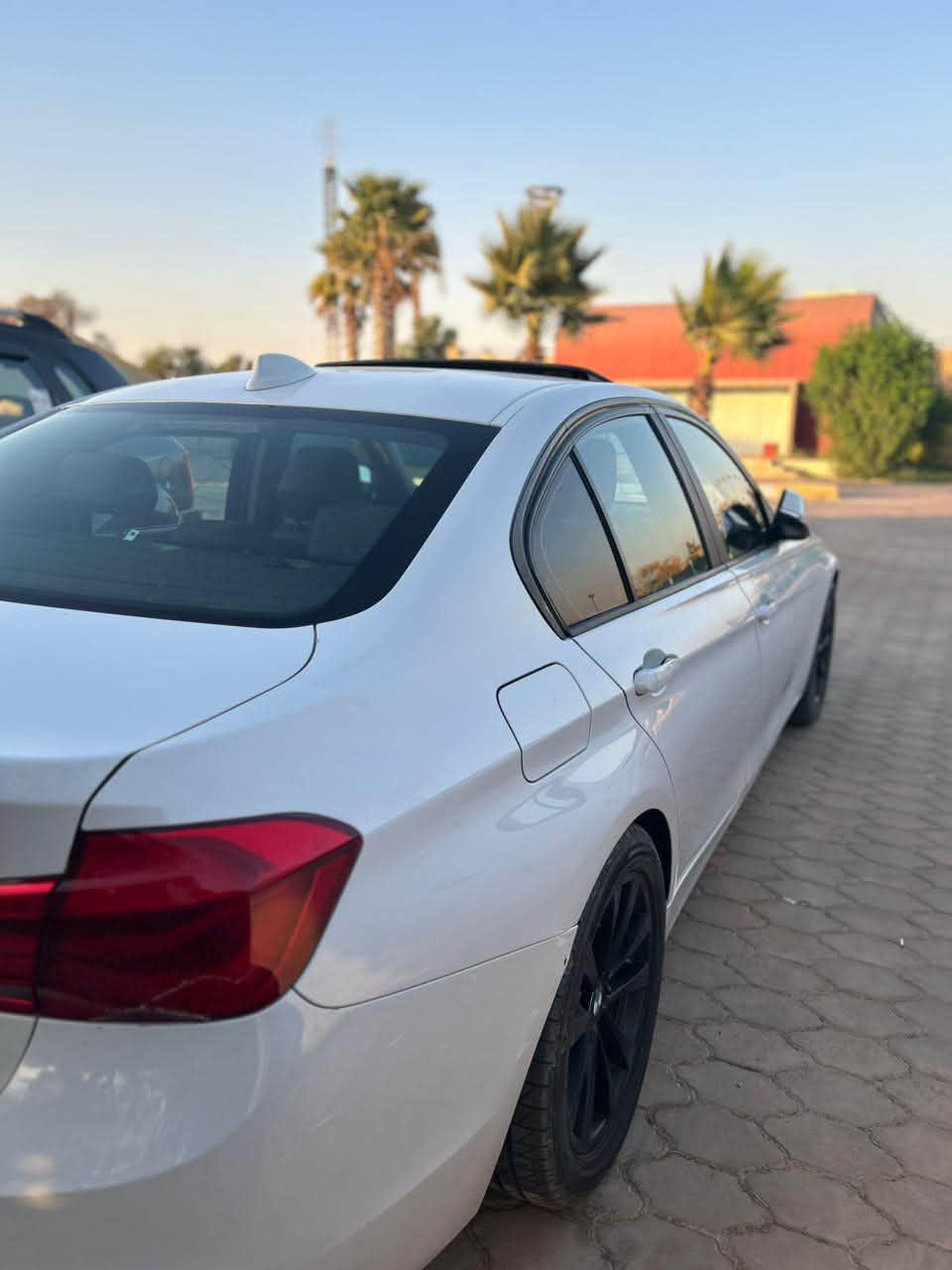 سلام عليكم BMW
موديل 2018 حجم 320 محرك اربعه توين توربو رقم بغداد بصمه مشروع وطني وبسمي بطاقه بانزين كشنات جلد كهربائي مري شفط سلايت تبريد قطعتين
ضرر بونيد وجامرلغ سعر 175 وبيه مجال مكان السياره كركوك
***********
