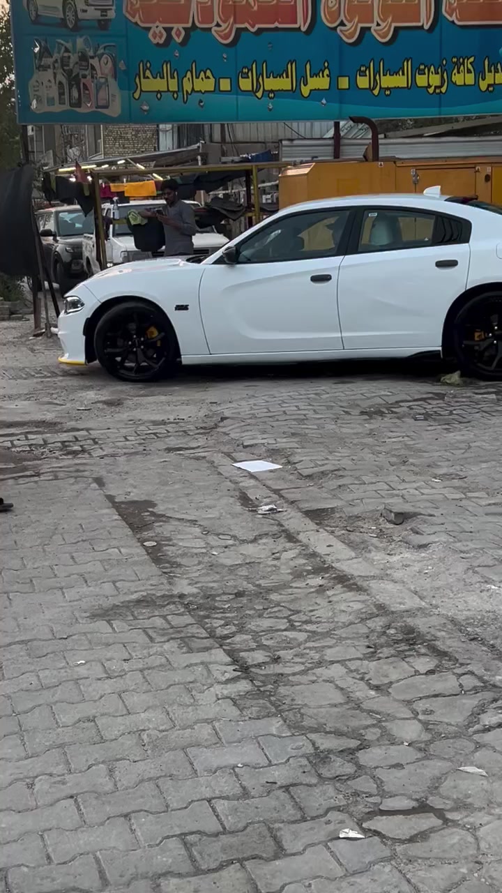 سلام عليكم جارجر موديل 2016 بغداد بسمي سنويه لغاية2030  سوناره مرفق بالمنشور RT 5700 خير من الله السياره تبريدشغال كلشي شغاله صدره امامي خلفي نافضه نفض ومال جناي مكينه بلاديه هيه وألكيره برغي مفاتح بيه وحادثه ناشره بالصوره وسياره كدامكم ولسياره عل أيدي ولبنيد شادله مال SRT سياره صارفه عليه اكثر من سعره بالقران وبالعافيه عل ياخذه مكاني بغداد غير متواجد عل فيس رقمي وبخدمتكم *********** وسعره 170وبيه مجال واني خادم الي متعجبه سياره يدعيلي بالرزق وكلشي اكو بالسوك وماكو RT بهل سعر
