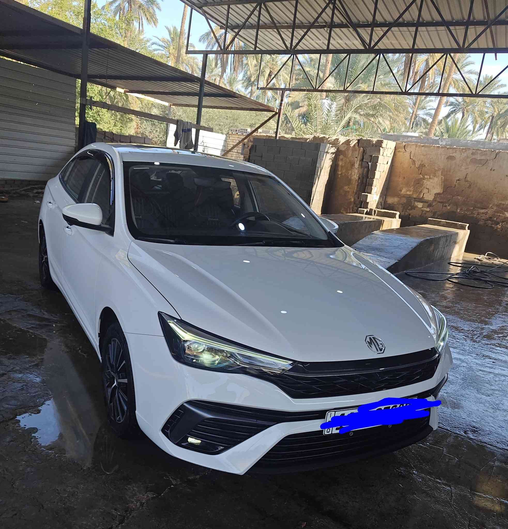 ام جي فايف بلاس فول مواصفات موديل ٢٠٢٥ 
السعر ١٢٠ 
***********/***********
