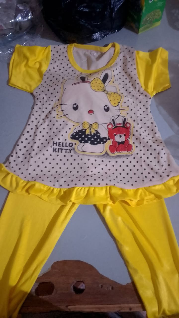 تراك بناتي بي قياسات 
سعر 3
يوجد توصيل


**إذا كنت صاحب هذا الإعلان وتريد حذفه لأي سبب، رجاءا أرسل رسالة إلى الدعم الفني**