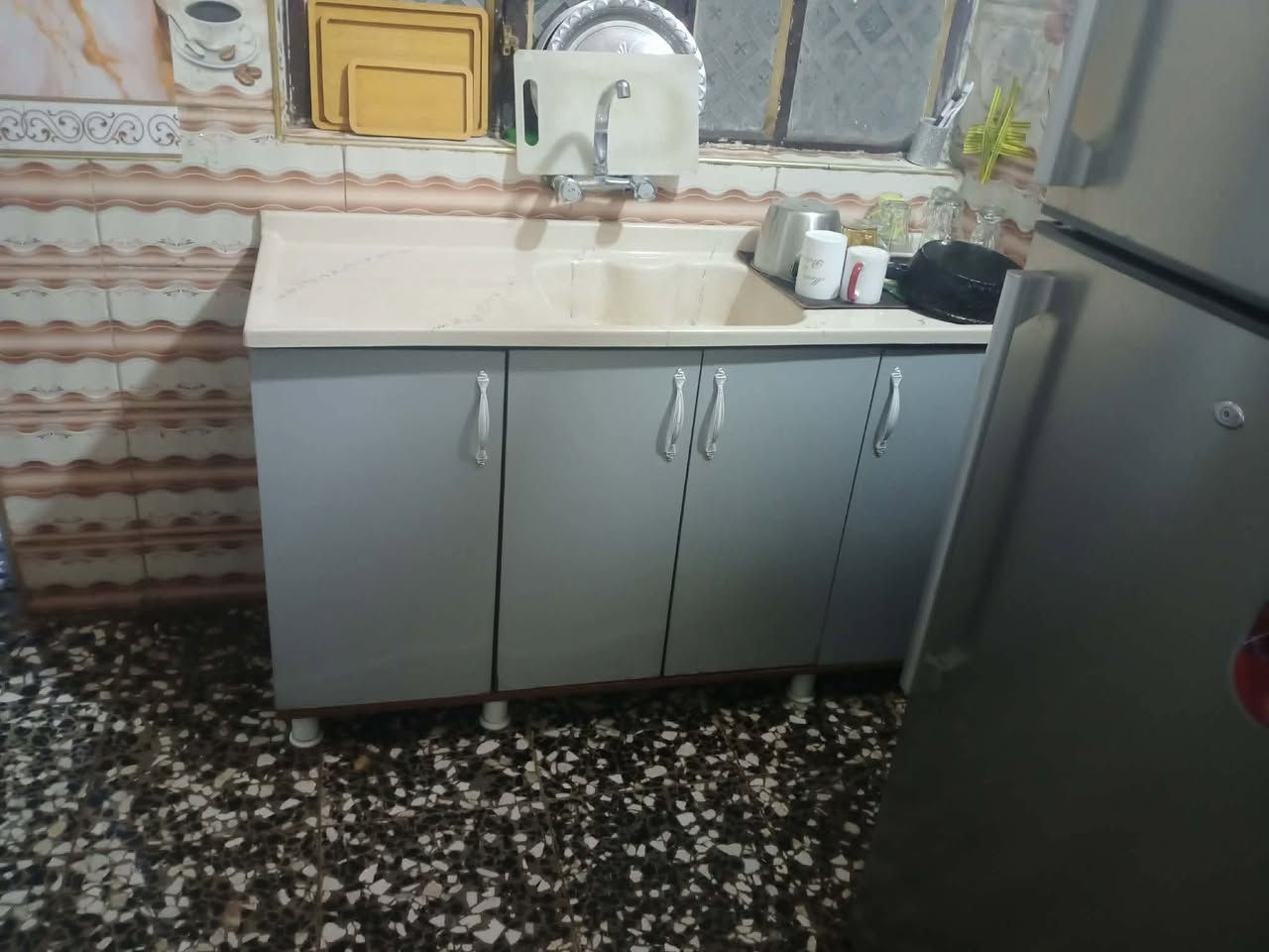 كاونتر جديد جداً من فتره ماخذي  ب750 الف مابي ضرر قياسه3 متر ارضي وملحق وسنك مرمر قياس متر ونص اريده650 
محموديه كاع الجواهري


**إذا كنت صاحب هذا الإعلان وتريد حذفه لأي سبب، رجاءا أرسل رسالة إلى الدعم الفني**