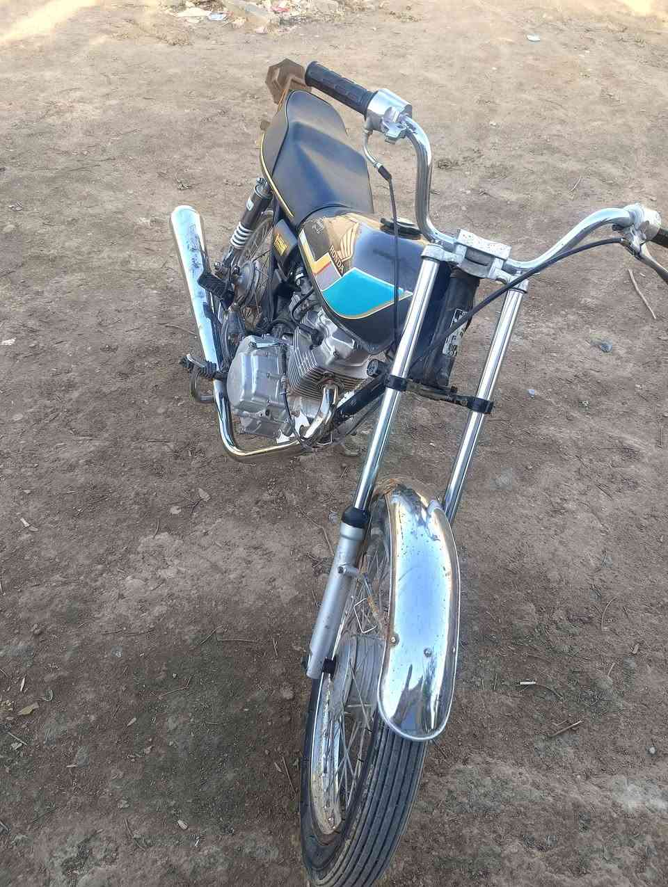 نامه اوربي موديل 21 اوراق اصولي .. 

عارضه ب 550 وبيه مجال بسيط مكاني ديوانيه . 

***********
