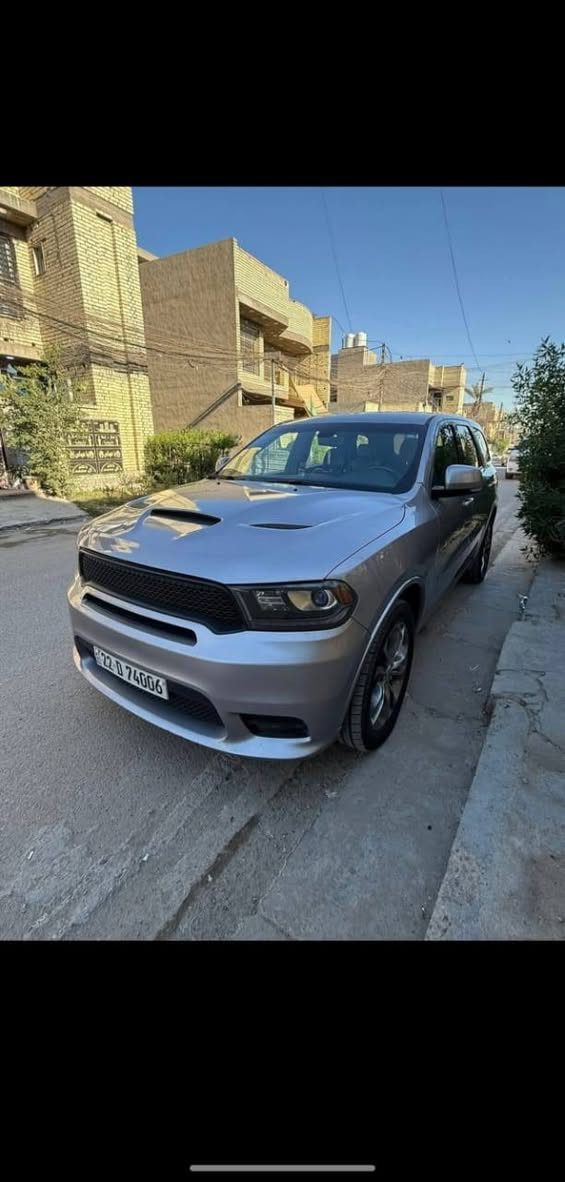 سلام عليكم
للبيع او مراوس 
دورنكو موديل 2020(GT)  رقم اربيل 
 هزه ورقم جديد سياره جديده
بمعنه كلمه 🚕
حاادثه جاملغ وبنيد بدون دواخل فقط 
 السعر 210  بيه مجال
المواصفات/:
1.  محرك 6 سلندر 3600 مكفواله
+كير كفاله 
2.لون السيارة رصاصي 
3.  حساسات خلفيه  
4.  بصمة 
5.  بصمة أبواب امامية
6.  تشغيل عن بعد 
7.  ويل كب حجم20. التايرات  جديده
8.  مانع تزحلق (انزلاق) ABS .
9.  شاشة
المكان بغداد البلديات
رقم الهاتف ***********
