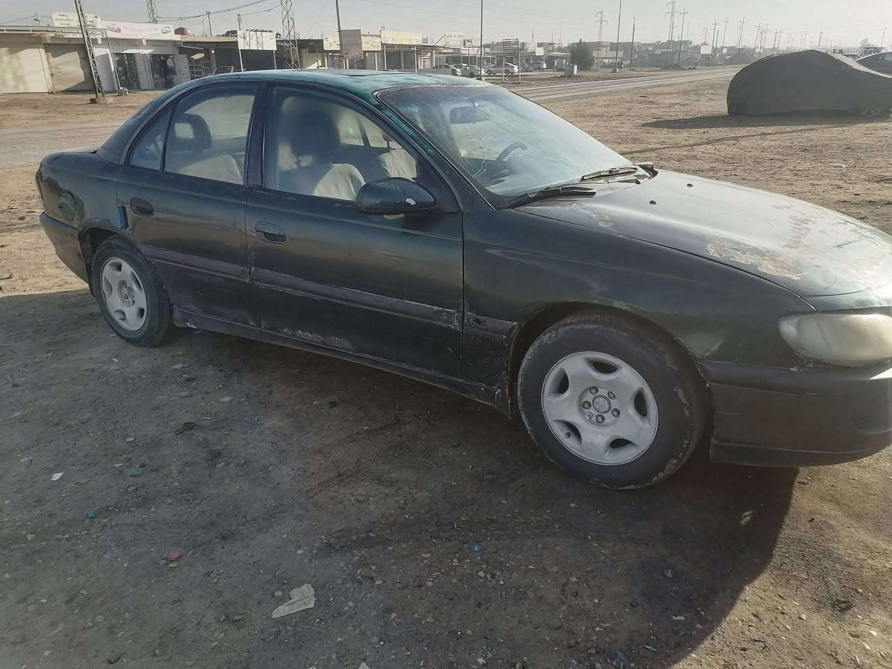 السلام عليكم اوبل بزون 95 للبيع مكاني واسط/الصويره
سنويه ساقطه قبل 6 أشهر السياره مابيها قطره معجون بس جارده بأسم ولد من بغداد رقمه عندي وموجود يحول شوكت متريد ضمان التحويل سعر 25 ورقه وبيها مجال قليل
***********
***********
