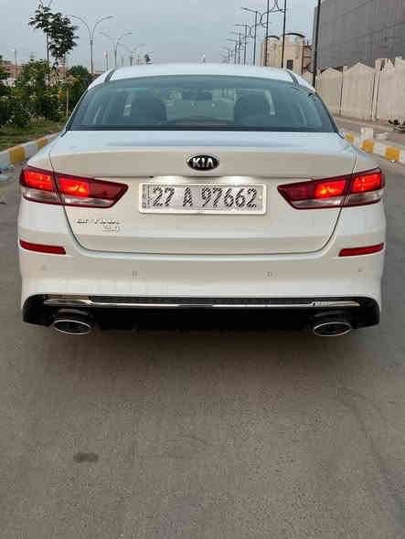 كيا اوبتيما 2019 خليجي رقم ذي قار الجديد السيارة مكفوله كفاله عامه ضربه وصبغ وتبديل وبارد موصفات الشركة الدولية 
محرك 2400 حساس امامي خلفي شاشة جبيرة تحكم فول مريات شفط سبير مانازل 
ماشيه 87 حقيقي 
السعر 198 وبيها مجال الشراي يتصل وبلخدمه ***********
