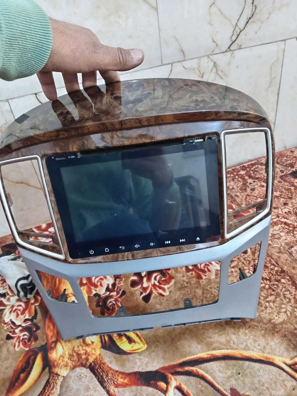 السلام عليكم سيبايه و درج للبيع جدد  وشاشه مال موديل ٢٠ مكاني بغداد زععفرانيه ***********
