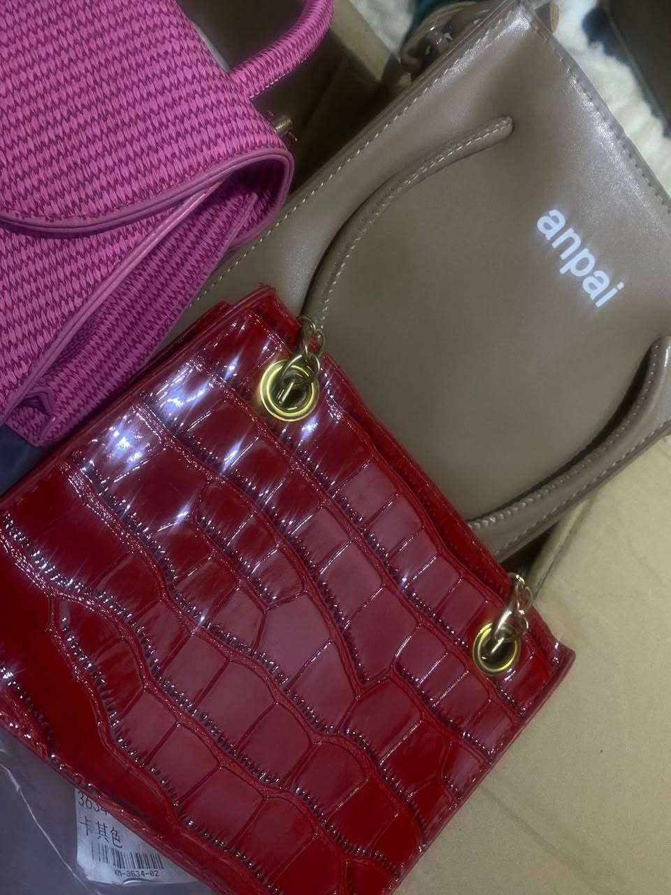 شلعة جنط شي ان القطعة على ٣ ونص هاي صورهم والفيديو


**إذا كنت صاحب هذا الإعلان وتريد حذفه لأي سبب، رجاءا أرسل رسالة إلى الدعم الفني**