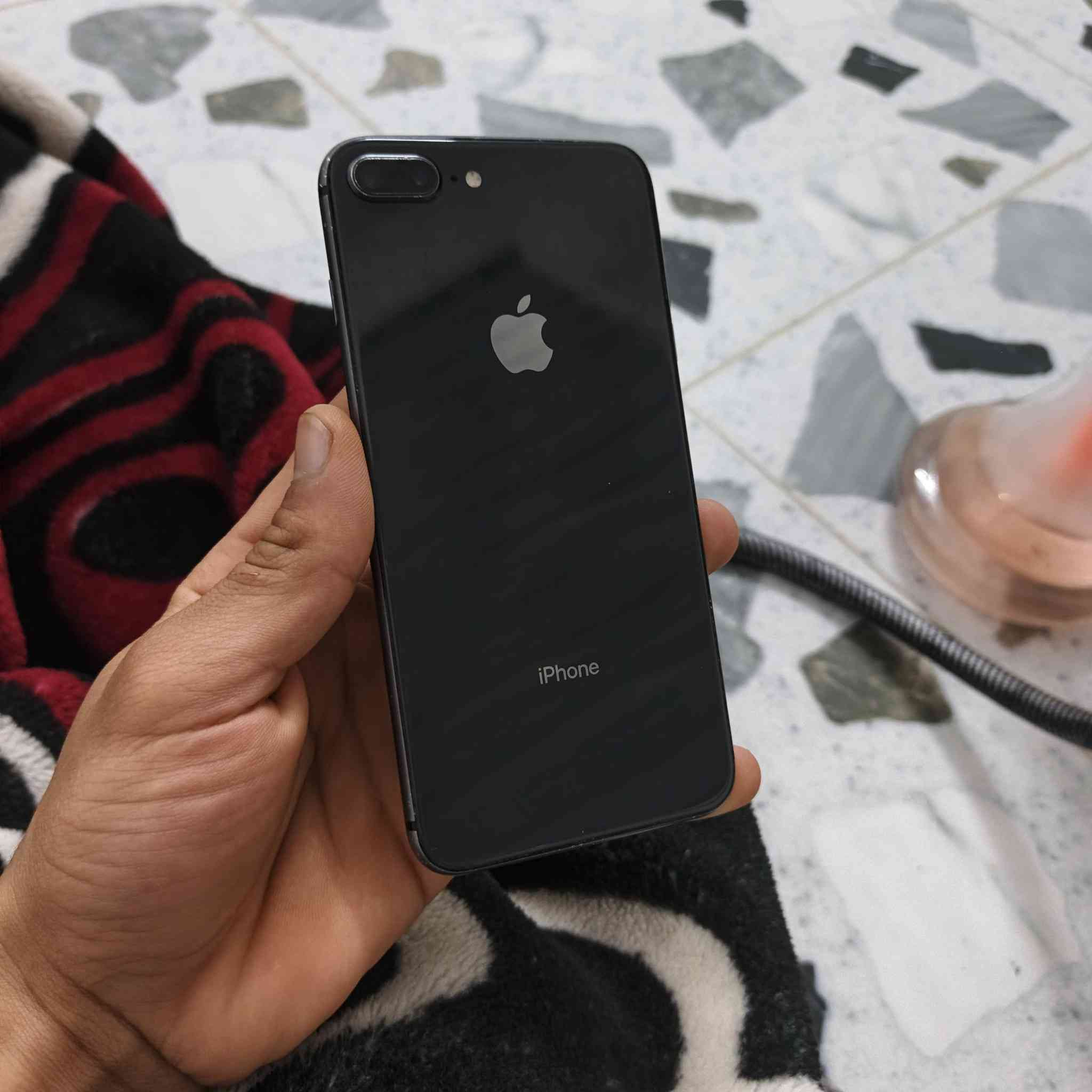 السعر : 90 الف
الذاكرة : 64GB

البطارية 74 (خدمة، غير مستبدل )

الجهاز شغال بالكامل بدون أي خلل

البصمة شغالة طبيعي

تك

سیم شغال طبيمي

الكامرات شغالات وتصويرهم حيل حلوا

الهزازات شغالات طبيعي

ملاحظة :

مستبدل شاشة أصلي فقط

الموقع موصل - الايمن

التواصل خاص أو اتصال مباشر ***********
