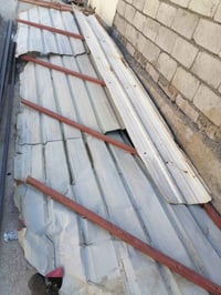 درج حديد 5متر مع الصفاحيات سعر 150 وبي مجال صاحبه 07725405263