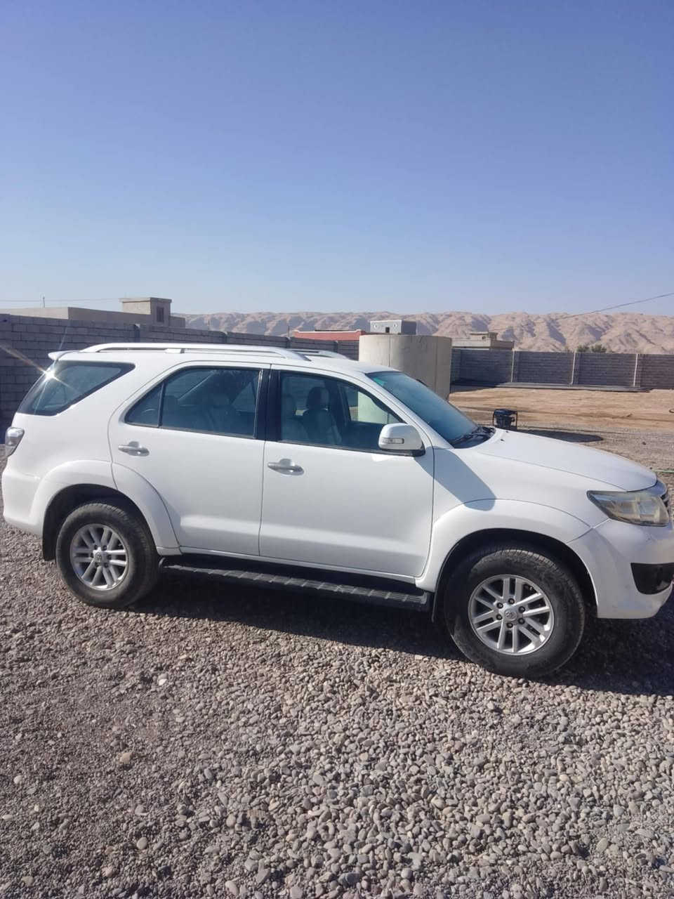 اسلام عليكم سياره فورشنل  موديل 13 رقم اربيل 
شرط اتحويل سياره اكلين السعر 225وبيها مجال 
***********
