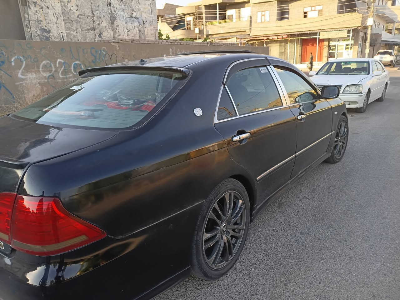 بۆفرۆشتن شاهینە کامل  بۆیاخ ٸەوروپا مۆدیل 2005 182 سێ دووگمەیە گیرومەکینەی بەشەرت سلاید *********** گۆڕینەوەناکەم بەفرۆشتن
