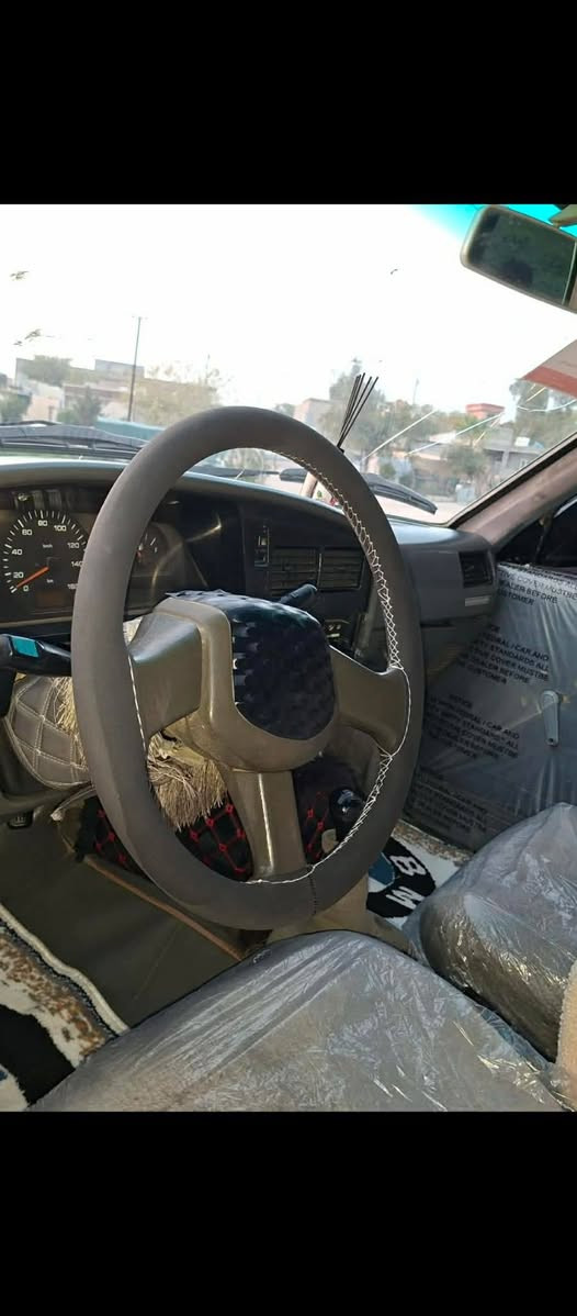 سڵاوی خوالەهەمو لایەک بۆفرۆشتن توێتا ئارم ڀلاستیک سلیمانی مۆدیل2000نمونەی جوانی گێڕو مەکینەو ئەکسلو شاسی تەقەوڕەقە بەشەرد گەرمی ئیشەکا فڵچەی کارەبای گیانی هەمو ئیشەکا سەیارەکە لەڕەسمەکە جوانترە دەعمی نیە خایسی نیە تەقەوڕەقەی نیە  تایەی لۆکە نمونەی جوانی بەس ماشەڵای ئەویت لەکەلارم مشتەریت تیلکە ***********👉🏽ئاسیا***********👉کۆڕەک نرخی 38$گڵاو تۆزێ مەعملە ماڵی  کەسابەت نمونەی جوانی دڵی ئادمین
