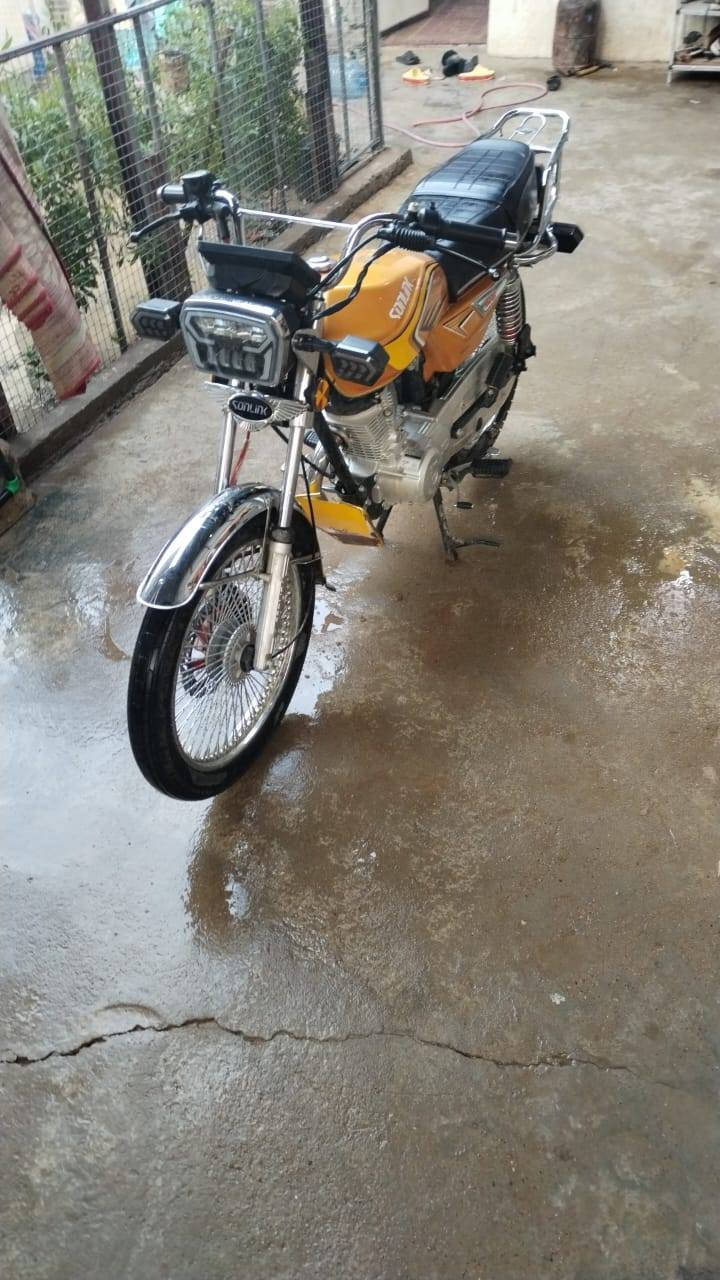 مطور لبيع مديل 25شكل جديد  نضيف لوك ثاني تبديله دهن له سعره 850 وبي مجال. هاذه رقم ***********
