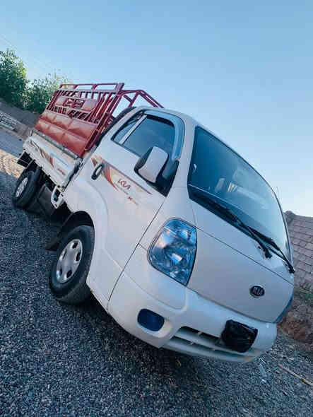 السلام عليكم كيا موديل 2010مسجل صلاح الدين مابيه اظباره وبيها منفيس  السياره علا وظع الشركه بيها حصه كاز محرك شرط كير شرط شاصي شرط تبريد تدفئه مكفوله من الصبق السعر ( 68 ) وبيها مجال مكان السياره الشرقاط ملاحظه المحجل مومعاها  البيع نقد بدون مرواوس 

***********
***********
