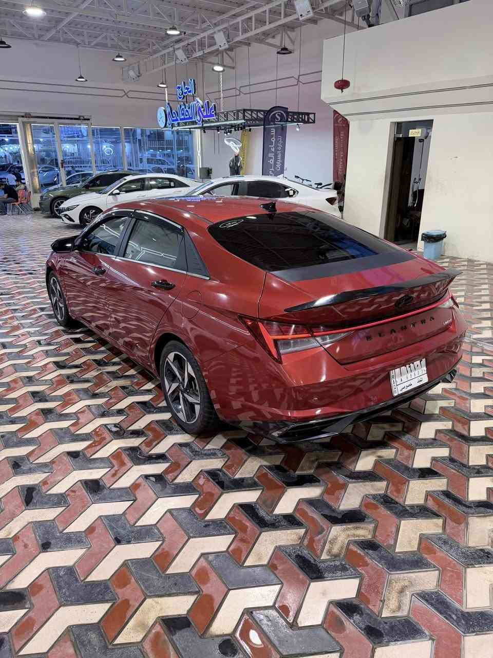 النترا2021 لمتد فول وارد امريكي مواصفات 

الإضافات: 👇👇
بصمة
تشغيل عن بعد
🔋شاحن تلفون وايرلس
سلايد فتحة بالسقف
بك لايت خلفي لد شمعة
ويل 17 كروم
لد نهاري امامي حاجب
كشن السائق كهرباء 
رادار امامي تحديد مسار + بريك ذاتي 
رادار جانبي نقط عمياء 
رادار خلفي تنبيه عبور + بريك ذاتي
🔊سستم صوتي 8 سماعات Bose
شاشة كبيرة GPS
وايرلس كار بلي + وايرلس اندرويد اوتو مع امكانية عرض الهاتف على الشاشة
كاميرا خلفية دوارة
عدادات شاشة كبيرة ديجيتال
تحكمات ستيرن + كروز كونترول 
وضعيات قيادة سبورت + ايكو + نورمال
سايد بريك دكمة
اوتو هولد Auto hold
اشاير بالمري
مكينة 2000 DOHC
تدفئة كشنات
تدفئة ستيرن
صندوق ذكي يفتح عند الاقتراب
🎹تبريد بيانو منفصل
حساس إطارات
حساسات خلفية
مقاعد جلد
لايتات عدسات زنون
سياره بسمي مكان سياره  نجف سعره 155بيه مجال 
***********
