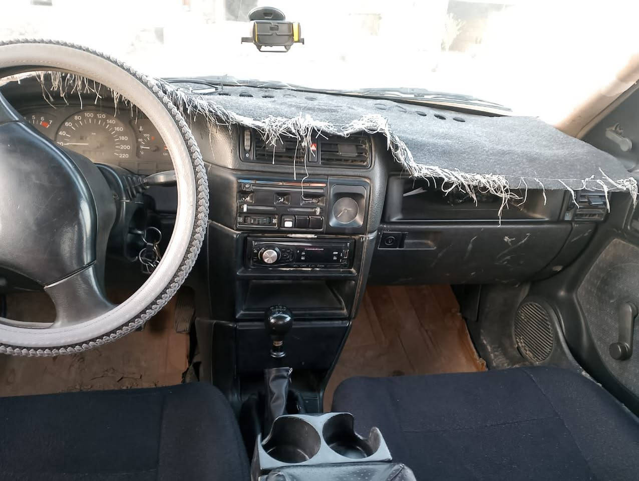 للبيع فكترا حجم 20
موديل 1990
بوند امبدل 
صبغ بصيط الباب الخلفي 
حداديه جاهزه 
صبغ جماليه منعدا السقف
 شرط تحويل
التواير الامامي جديد الخلفي نص عمر
سياره جاهزه  وشوف العين يبري الذمايم
 43وبيها مجال لاشراي ***********
