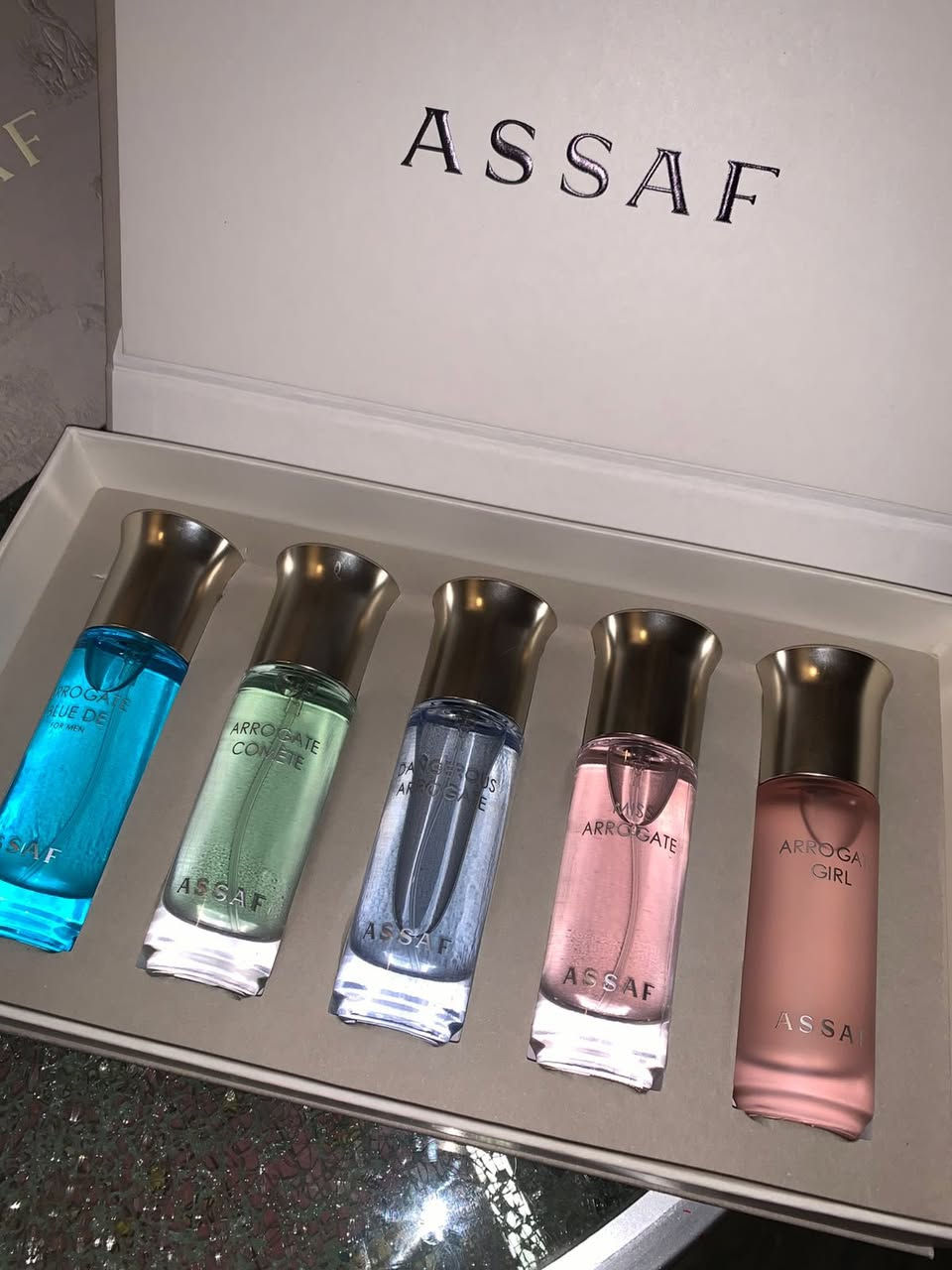 ✨ سحر الحضور.. في زجاجة ✨

"هناك عطور تمرّ عابرة، وهناك عطور تحفر لها مكاناً في الذاكرة.

صُمم هذا العطر ليكون أكثر من مجرد رائحة؛ إنه اللمسة الخفية التي تُكمل أناقتك، والهمس الغامض الذي يخبر الجميع بقدومك. مزيجٌ فريد ينسجم مع كيميائك الخاصة، ليمنحك هالة من الثقة والجاذبية التي لا تُقاوم.

رشة واحدة كفيلة بأن تحوّل اللحظات العادية إلى ذكريات خالدة. لأنك لا تختار عطر؛ أنت تختار كيف سيتذكرك العالم.

سارعو بالحجز قبل نفاذ الكمية


**إذا كنت صاحب هذا الإعلان وتريد حذفه لأي سبب، رجاءا أرسل رسالة إلى الدعم الفني**
