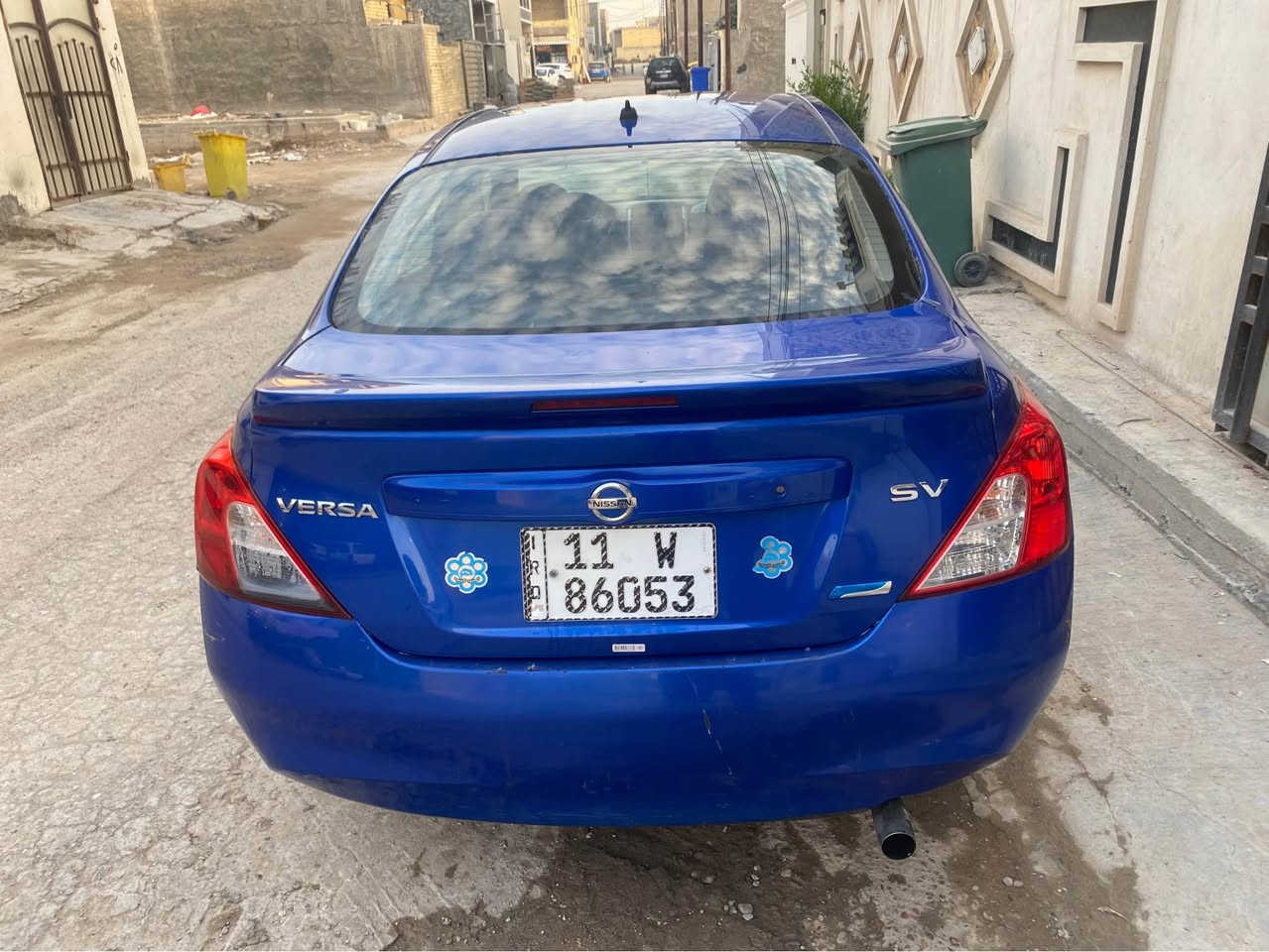 فيرسا امريكي السياره كما موضح بلصور عليه ادامه كامله المكينه خير من الله والكير بي صفنه سياره نقصه تبريد والكير والحادث مالته موضح مل امريكه *********** السعر بي مجال مكان بغداد الجديده او الدوره البعيثه 75وبيه مجال بغداد, العراق
