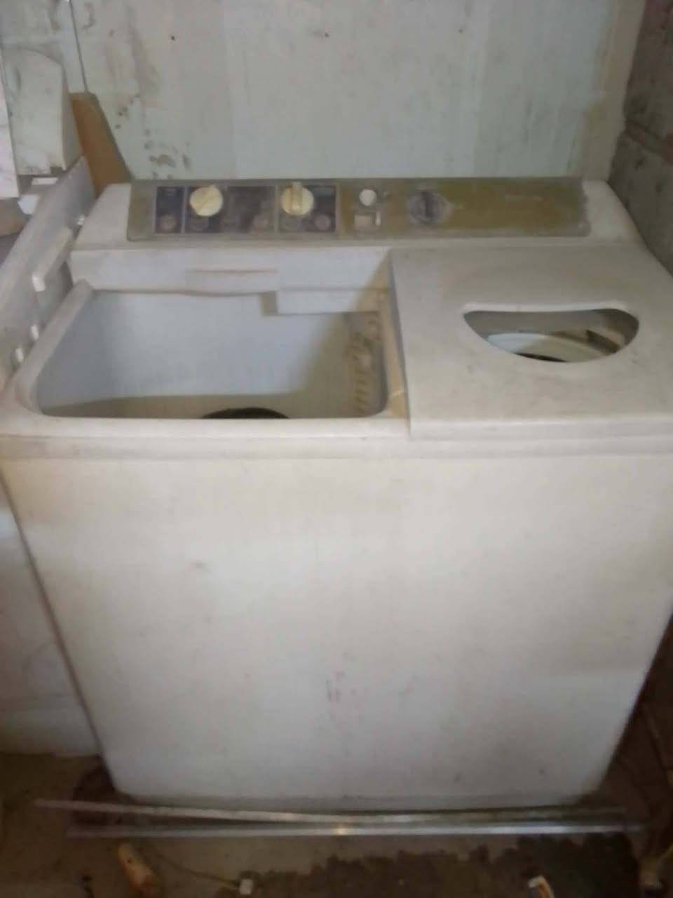 السلام عليكم عندي غسالات للبيع شغالات عل فحص الوحده 55 وبيهه مجال


**إذا كنت صاحب هذا الإعلان وتريد حذفه لأي سبب، رجاءا أرسل رسالة إلى الدعم الفني**