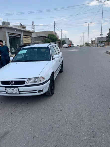 استرا موديل 94 رقم وهزه جديد..كير شرط محرك بدايه صرف..كابون بانزين بيها تواير باتري جديد..سياره حيل حلوه مال بيت ما يعوزها شي كامله ..سعرها 52وبيها مجال بسيط للاستفسار الاتصال عل الرقم *********** بي واتساب
