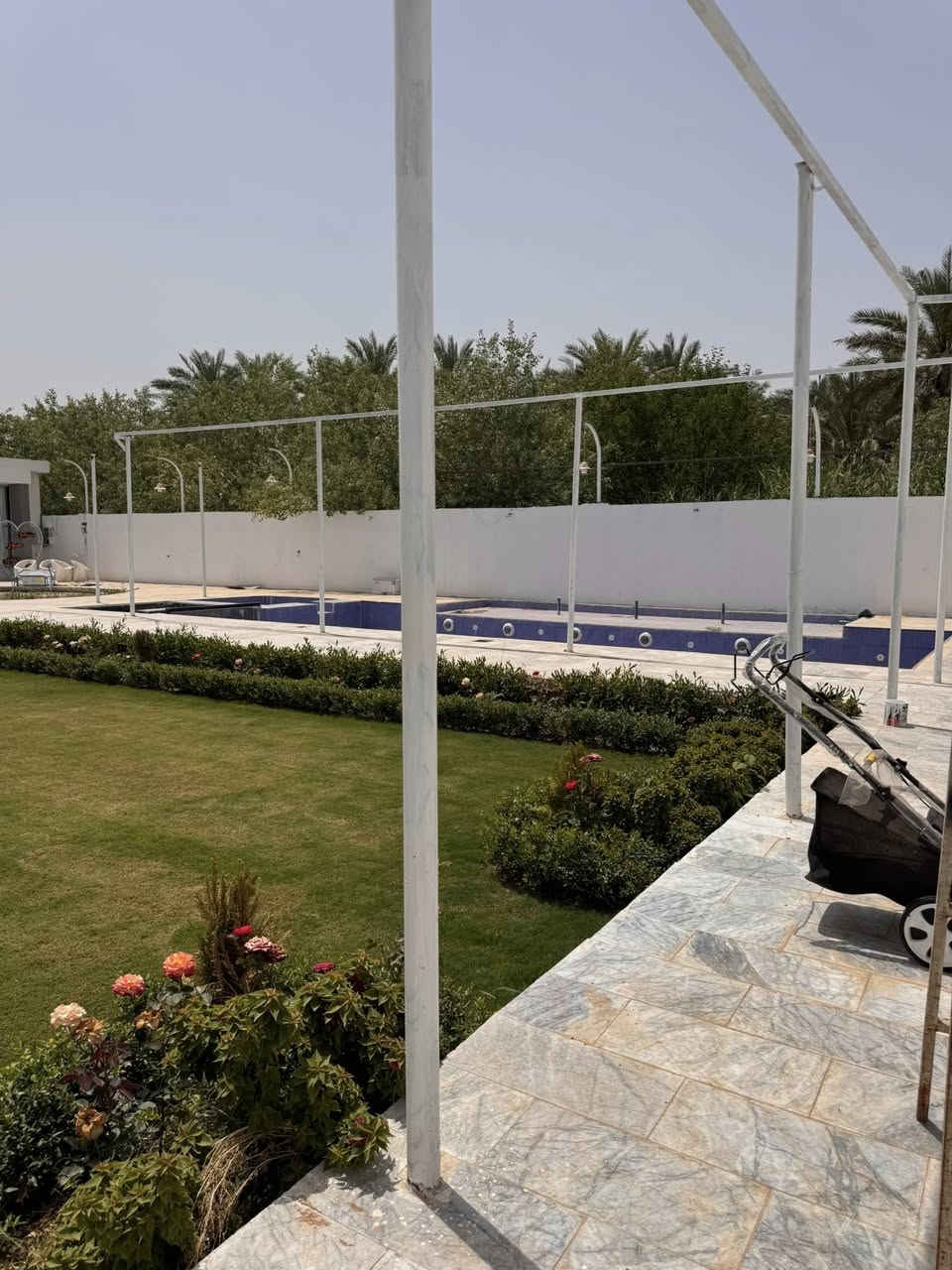 أعلان أعلان رقم  🏠 (96) 
جزيرة بغداد السياحيه 
 الفحامة قرب المركز شرطه الفحامه 
‏على جهة الشط ￼
مساحة 1100متر واجهه 50 متر النزال 21متر
بناء حديث وجاهز مزرعه مع الثاث 
يحتوي 
 استقبال/ مطبخ / حولي داخلي  /  2 غرف نوم سويت   / 
خدمات 2 / كرج / مسبح / باربكيو / جلسه تصور / حدائق خلابه 
 

💰💴💴 سعر جدا بسيط ￼💵💵💸

تفاصيل البناء مع تحويل من صاحب السند 
~~~~~~~~~~~~~~~~~~~~~~~~~~~~~~
عندك عقار وتريد تعرضه وينباع بسرعة ..؟
ارسل التفاصيل ع الخاص او الواتس أب والباقي علينا
🏡 مكتب إعمار  المستقبل  🏡
#بناء  #اشراف  #خرائط  #هدم  #ترميم  #مقاولات
للاستفسار عن عروض سابقه داخل صفحة
او زورونا موقعنا قرب باب الثالث الجزيرة أول نزلت كميره 
 

***********  يحتوي على الواتس اب 

‏‪***********‬‏ يحتوي على الواتس اب
