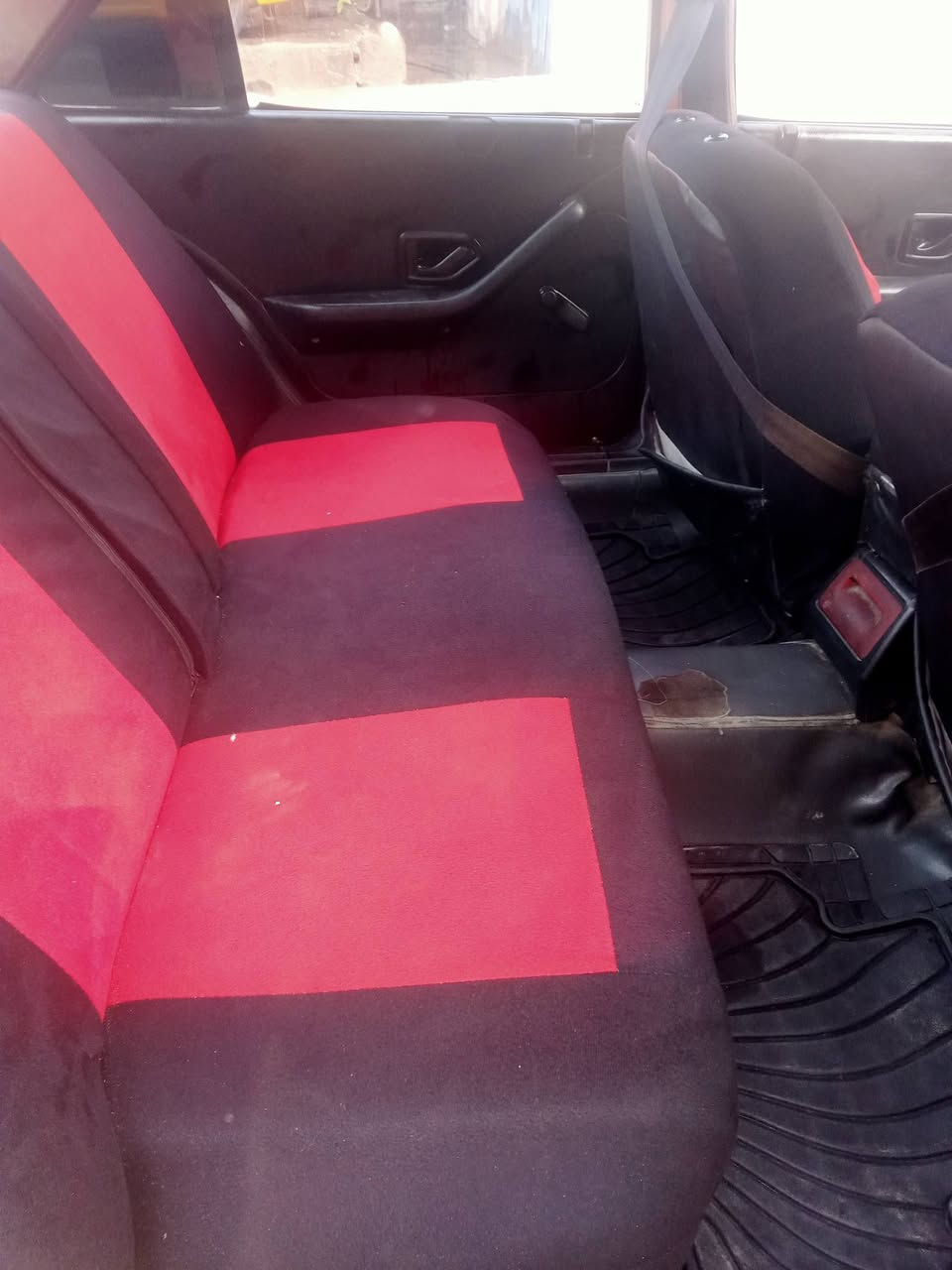 سلام عليكم بيجو رواى 2009 سيارة جديده كفاله عامه ب اسمي سنويا 28 مكينه جديده تخم  تاير رقم نكليزي سعر 33 وبيها مجال مكاني العبيدي ***********
