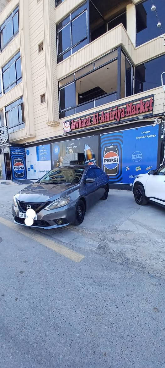 .
السلام عليكم 
نيسان سنترا وارد أمريكي 
حادثها جاملغ امامي وبنيد بدون داخل 
فئة sv 
فوول ماعدا الفتحه 
محرك 1800 
موديل 2018 
ماشيه ١٦٨ الف 
رقم بغداد دولي سنويه وهزه كله جديد بسمي شخصيا 
كير  و محرك و تبريد و كهربائيات( جديده )

ادامه كامله لمنضومة البانزين 
منضومة التبريد جديده
 غرفتها حلوه نضيفه وكامله 
مواصفاتها...☑️
ثلاث انضمة قياده نضام ايكو ونورمال و سبورت 
 رادار امامي
اربع بصمات أبواب وتشغيل وجنطه
يدات نيكل 
شاشه أندرويد +كامره 
شاشه اعطال 
تحكمات ستيرن 
مري كهرباء 
بريك نضام ABS 
مكانها بغداد الكرخ 
السعر   92 $$ وبيها مجال بسيط للشراي ان شاءالله  
اي استفسار ع الرقم وبي واتساب ✅️
              ***********  ☎️
