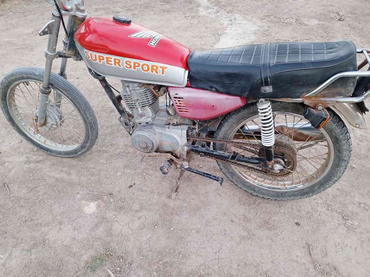 السلام عليكم دراجه للبيع السعر 225 وبيه مجال للاستفسار راسلني خاص


**إذا كنت صاحب هذا الإعلان وتريد حذفه لأي سبب، رجاءا أرسل رسالة إلى الدعم الفني**