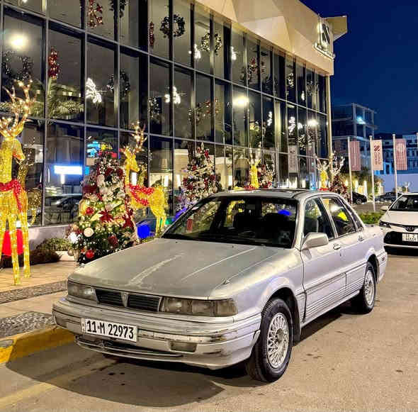 سلام عليكم 
ميتسوبيشي كلانت
موديل 1993جاهزه من كل نواحي صدر جديد تخم تاير جديد كهربيات كله شغاله كير اتو
شاشه كامره خلفيه سنتر لوك سلايت رقم جديد وهزه جديده سنويه لغايه ٢٠٣٠السعر٣٣وبي مجال العنوان بغداد اليرموك 
📞*********** بغداد
