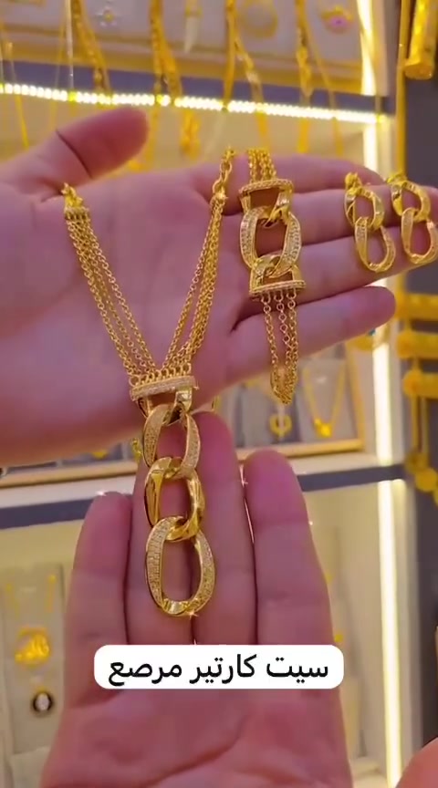 هاف سيت تقليد الذهب
السعر 23 الف


**إذا كنت صاحب هذا الإعلان وتريد حذفه لأي سبب، رجاءا أرسل رسالة إلى الدعم الفني**