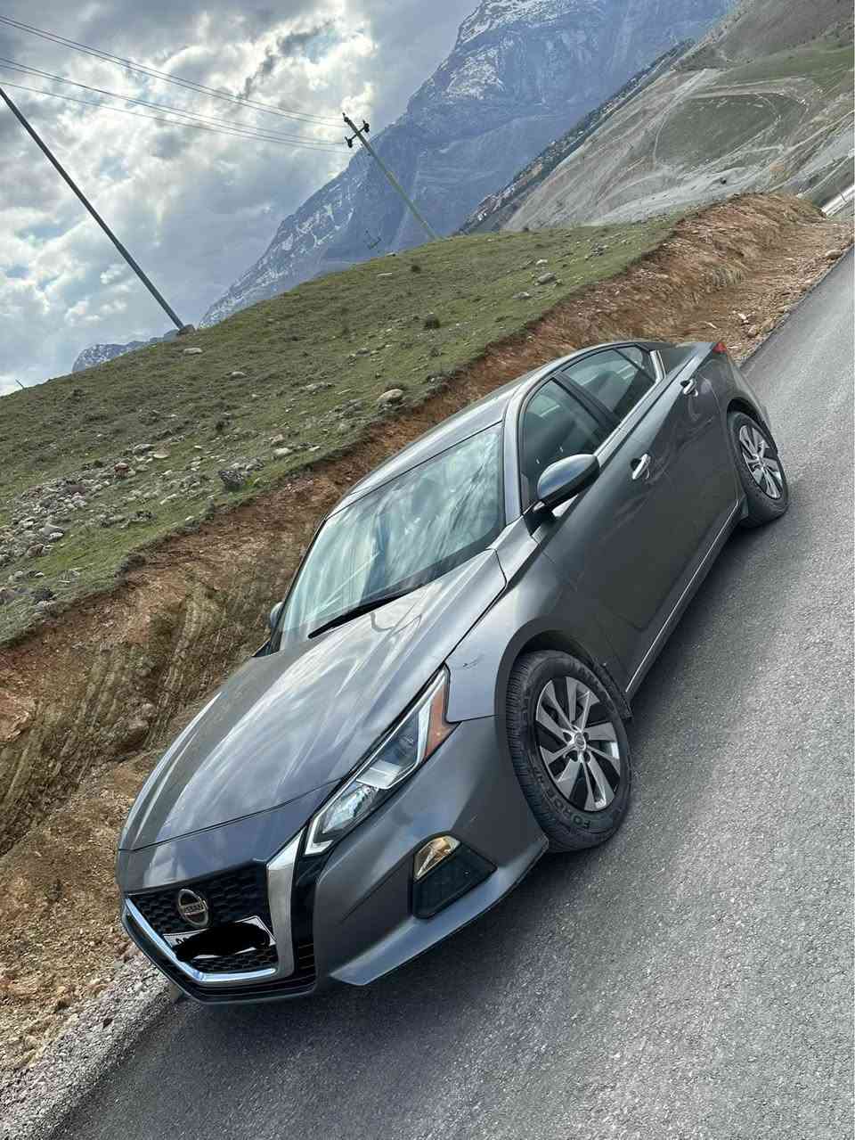 Nissan altima 2020 s 
٦٥ مايل روشتووه 
بونيتي كه ميك بوياغه 
وه هنده ك تعديلي هه يه 
گير و مكينه و تعويل و غرامات به شرت 
***********
سعري ١٢٨$ كه ميك مجال أربيل, العراق

