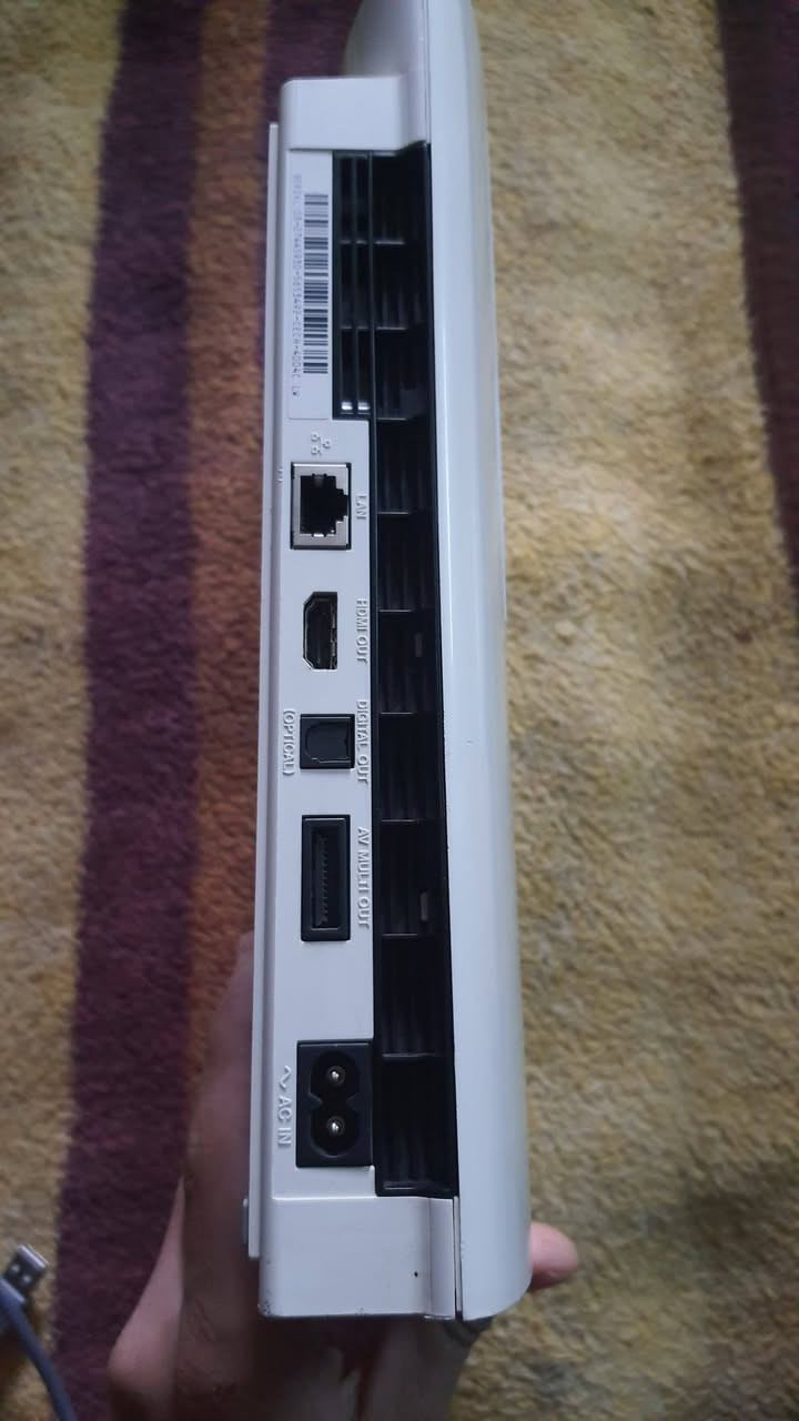 بلي سيشن ٣سوبر سلم جهاز فري ريجن سحب قوي بلادي ممفتوح نضافة فول شغال كامل ملحقاتة سعر 130 بي مجال لطيبين مكاني جميلة شارع خير الله ***********
