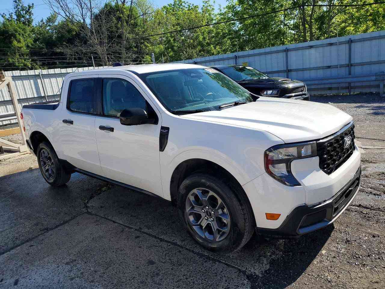 🟡مزاد السعفة الذهبية لتجارة السيارات الاميركيه
🔴نوع السياره :2025 FORD MAVERICK XLT
🔴حجم المحرك : 2.5L(هايبرد)
🔴تاريخ المزايدة : الثلاثاء 16/06/2026
🔴نوع الضرر: الموضح في الصور
للمزيد من المعلومات مراسله الصفحه او زياره موقعنا الكائن في بعقوبة الجديدة قرب مطعم اورنج مقابل نادي الفروسية
🔴للمزيد من المعلومات الاتصال بالارقام ادناه
***********
***********محمود
🔴او التواصل عبر الرقم
 ***********
مزاد السعفة الذهبية
