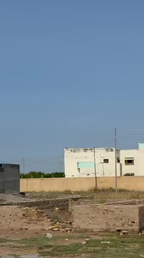 السلام عليكم مشتمل البيع بلور قريب عل مدرست الميلاد كل التفاصيل موجود الستفسار ***********
